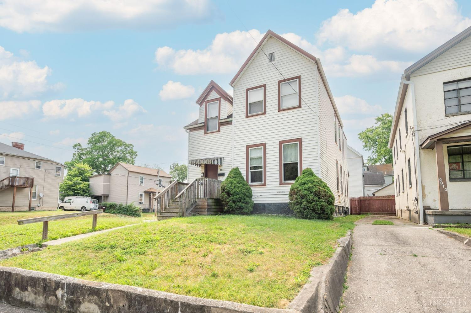 Elmwood Place, Ohio 45216, United States, 1 Bedroom Bedrooms, ,4 BathroomsBathrooms,Residential,Active,109188