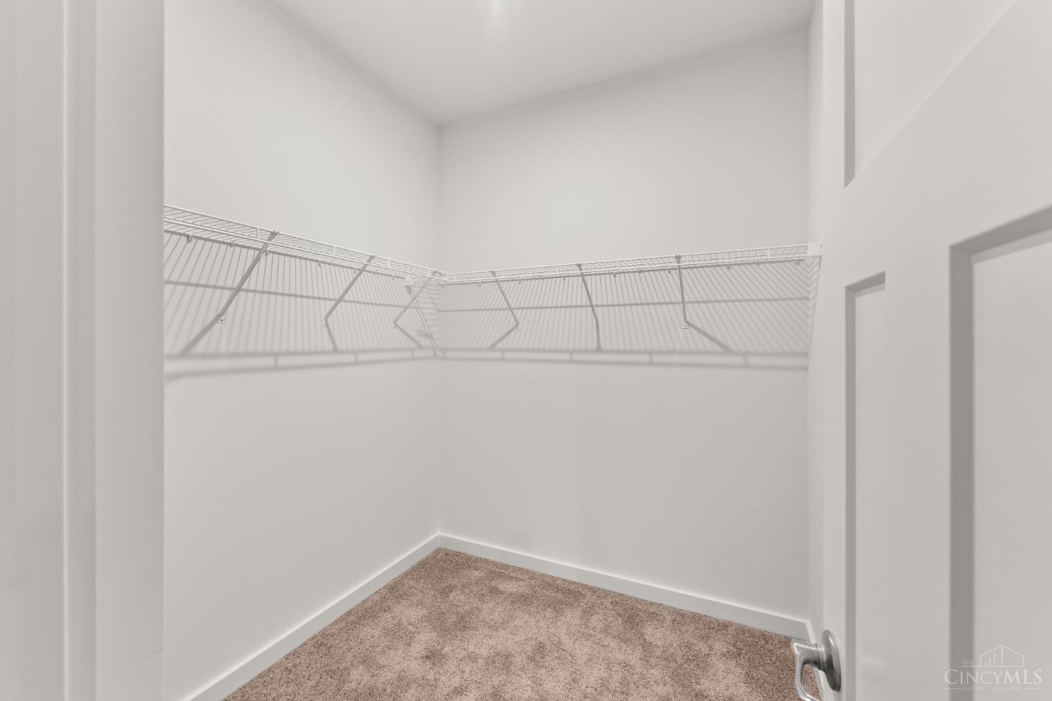 8621 Noelle Drive, Colerain Twp, Ohio image 34