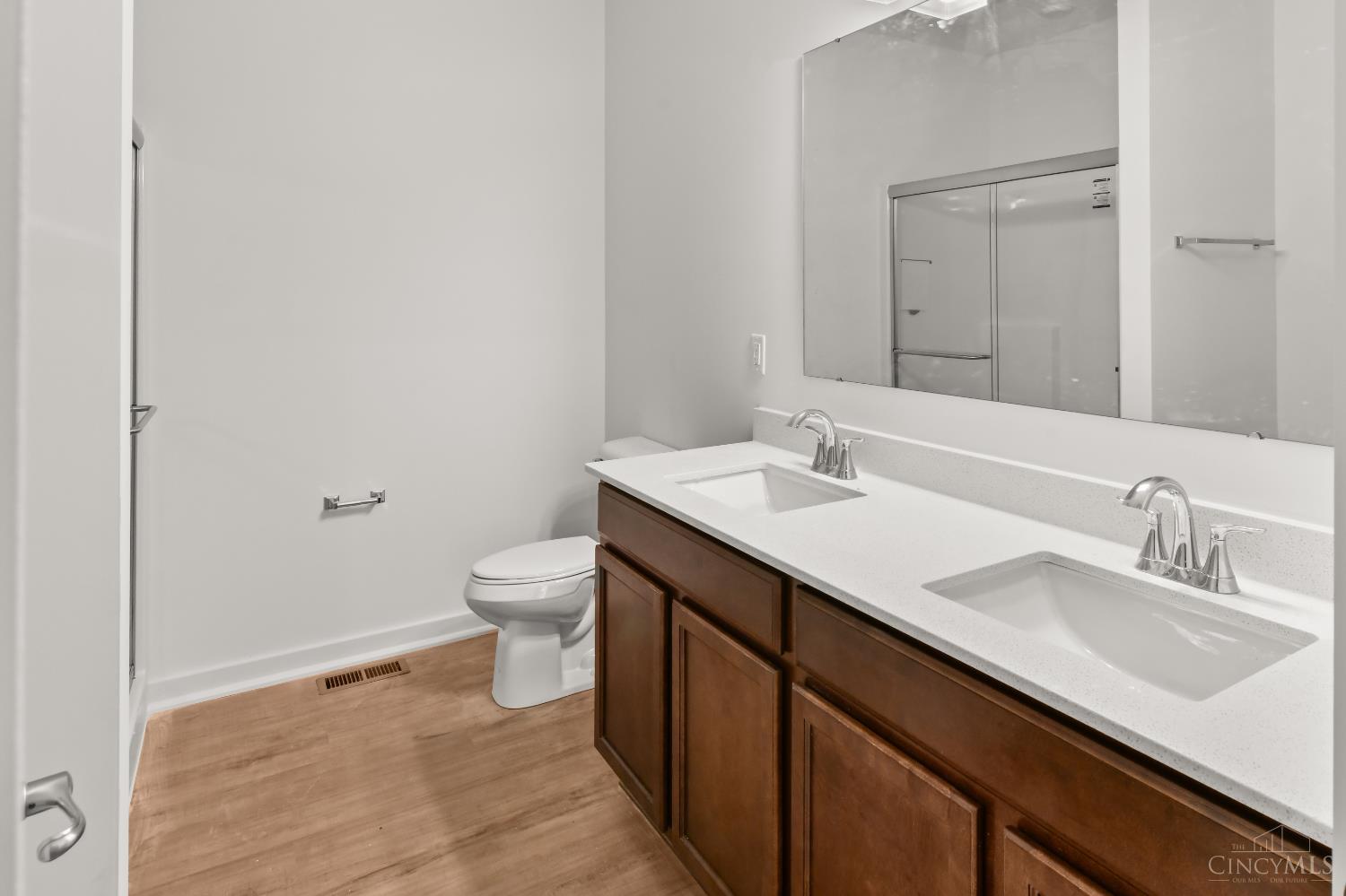 8621 Noelle Drive, Colerain Twp, Ohio image 35