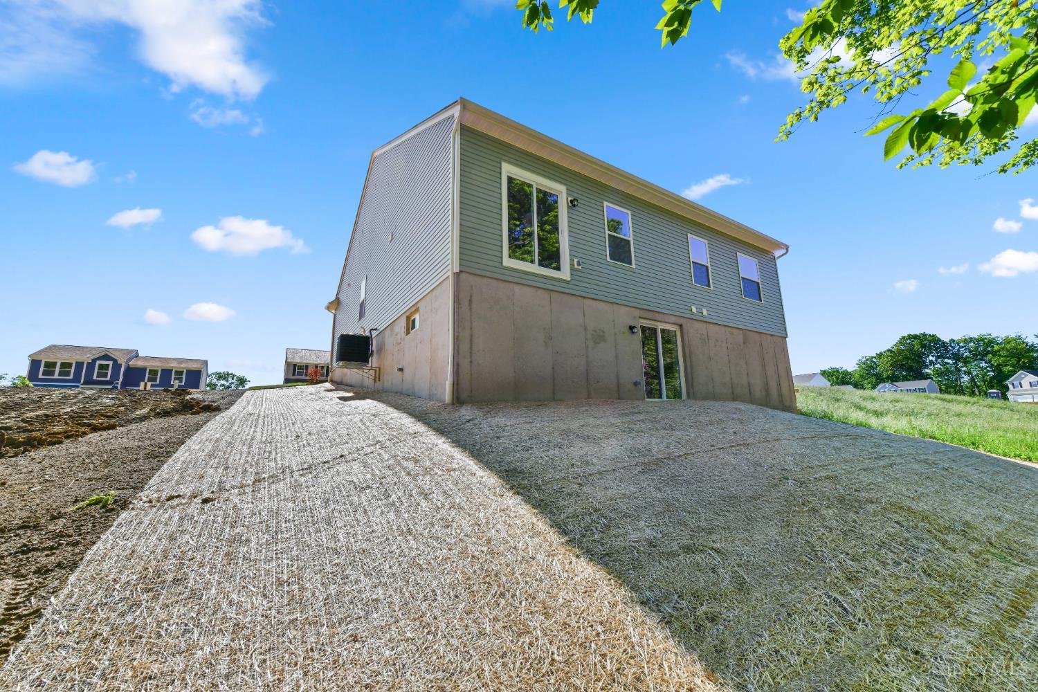 8621 Noelle Drive, Colerain Twp, Ohio image 8