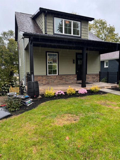 Photo of 5532 Dunning Place, Cincinnati, OH 45227 (MLS # 1860406)