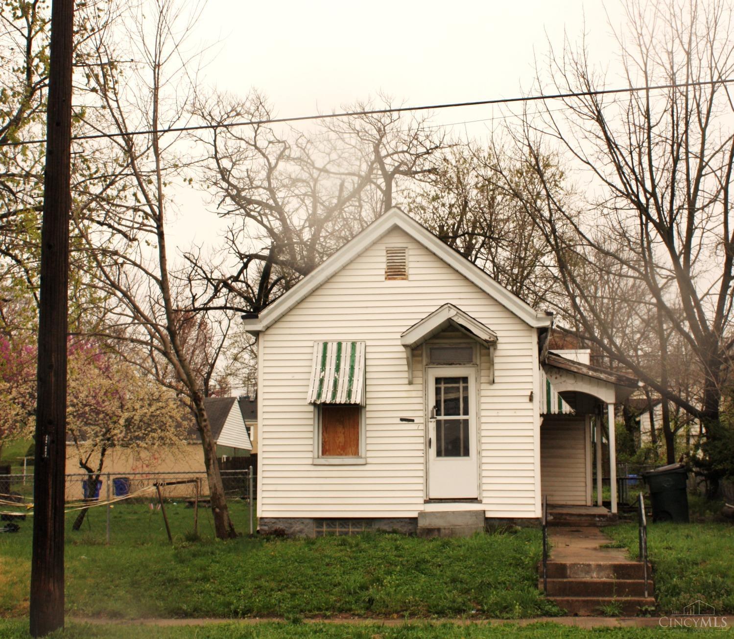 1150 Kahn Avenue, Hamilton, Ohio image 1