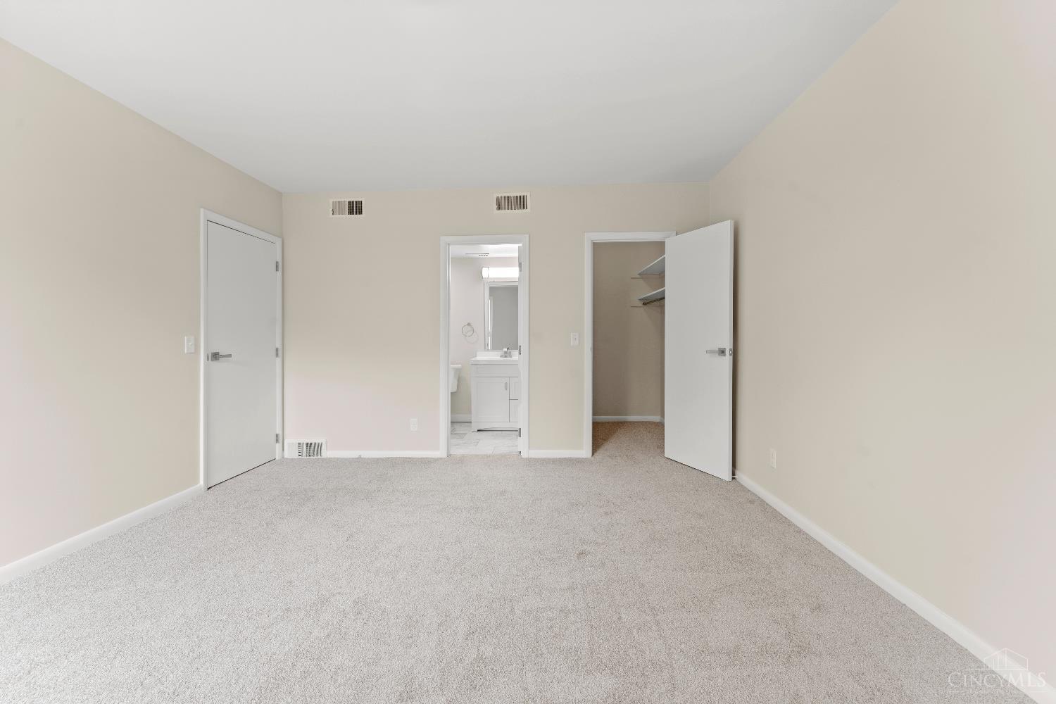 3566 Amberacres Drive #9, Cincinnati, Ohio image 15