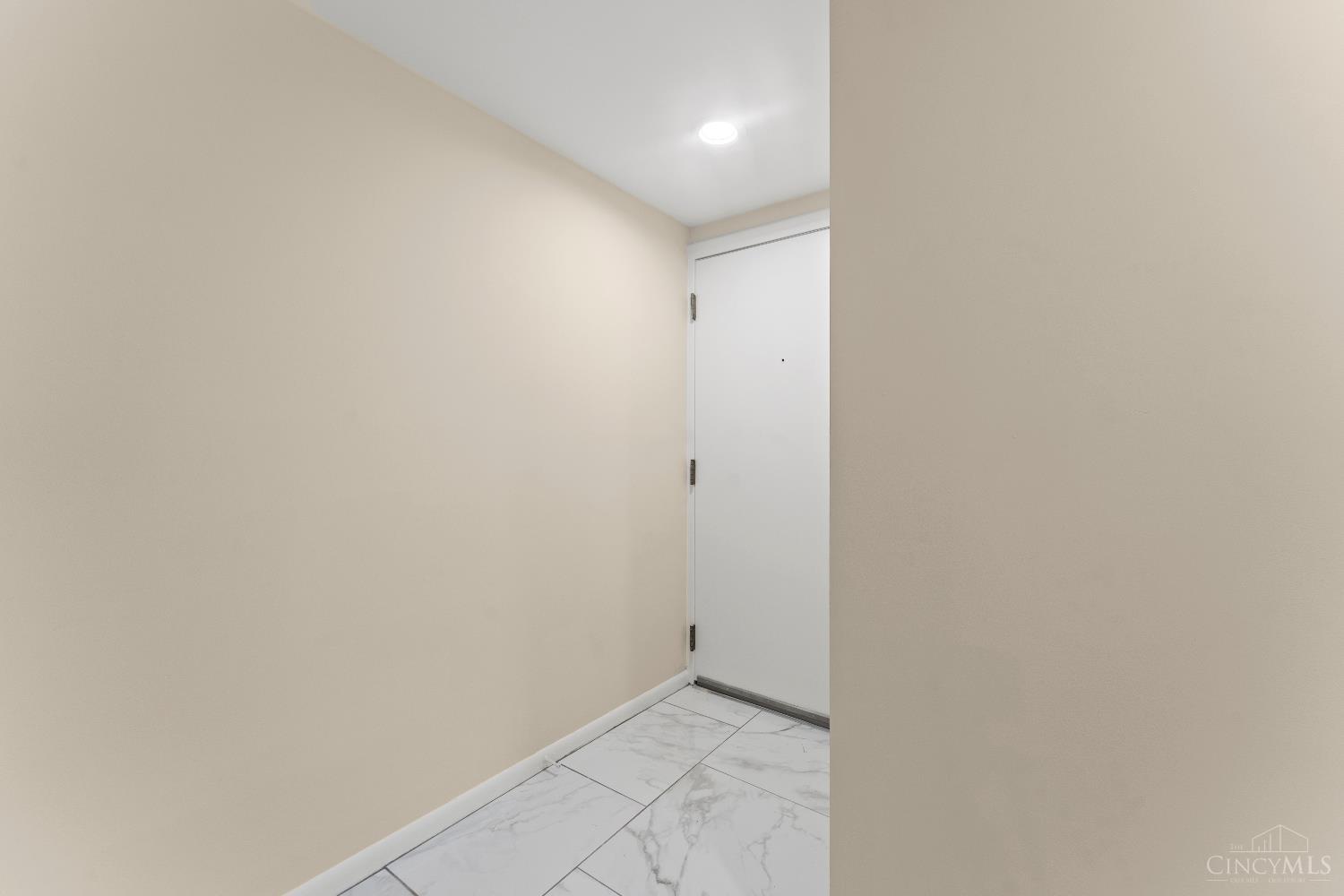 3566 Amberacres Drive #9, Cincinnati, Ohio image 23