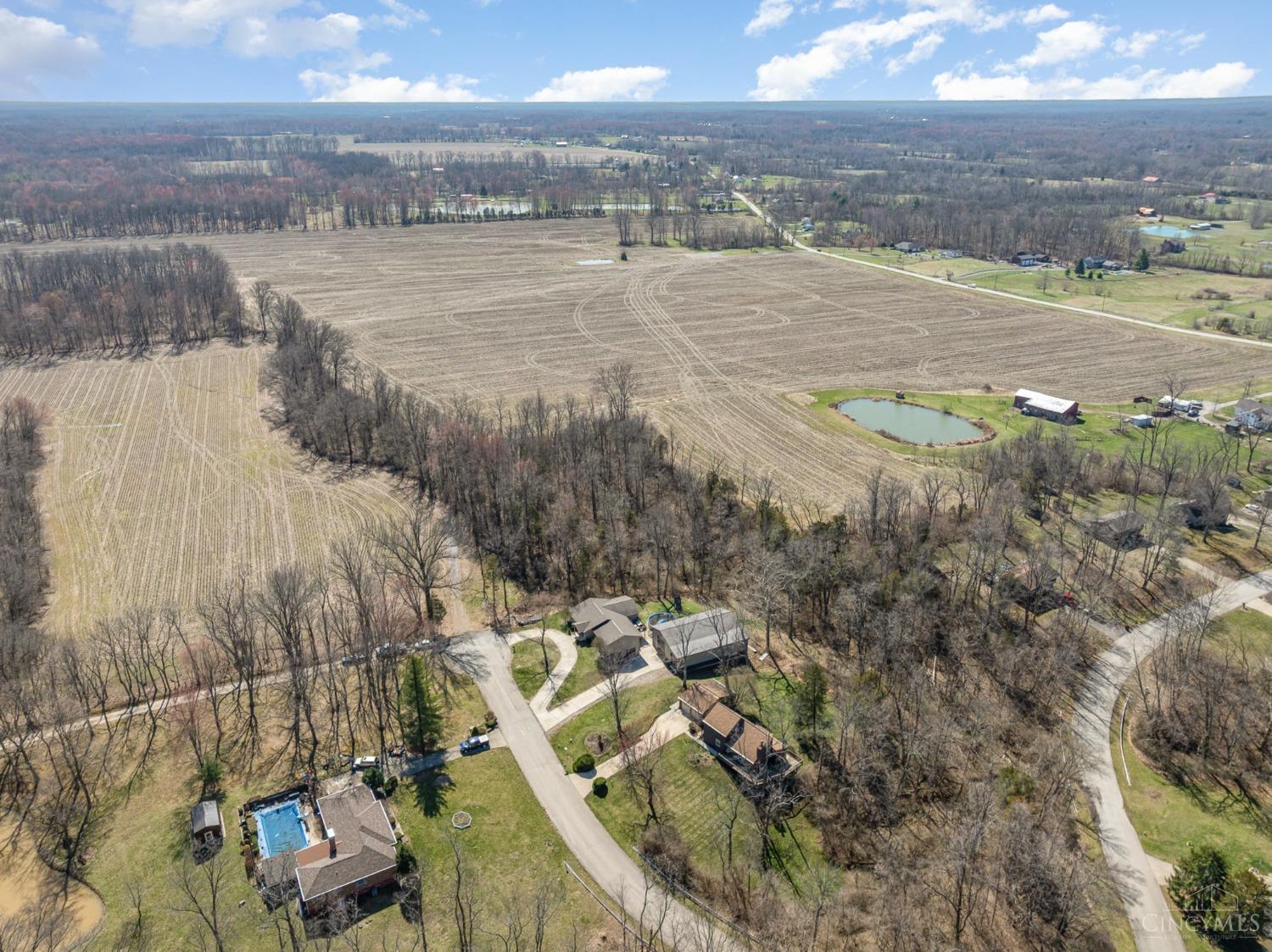 2531 Thicket Drive, Bethel, Ohio image 34