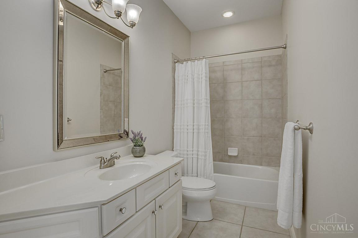 6301 Mercers Pointe Drive, Anderson Twp, Ohio image 26