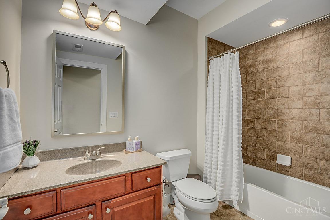 6301 Mercers Pointe Drive, Anderson Twp, Ohio image 30