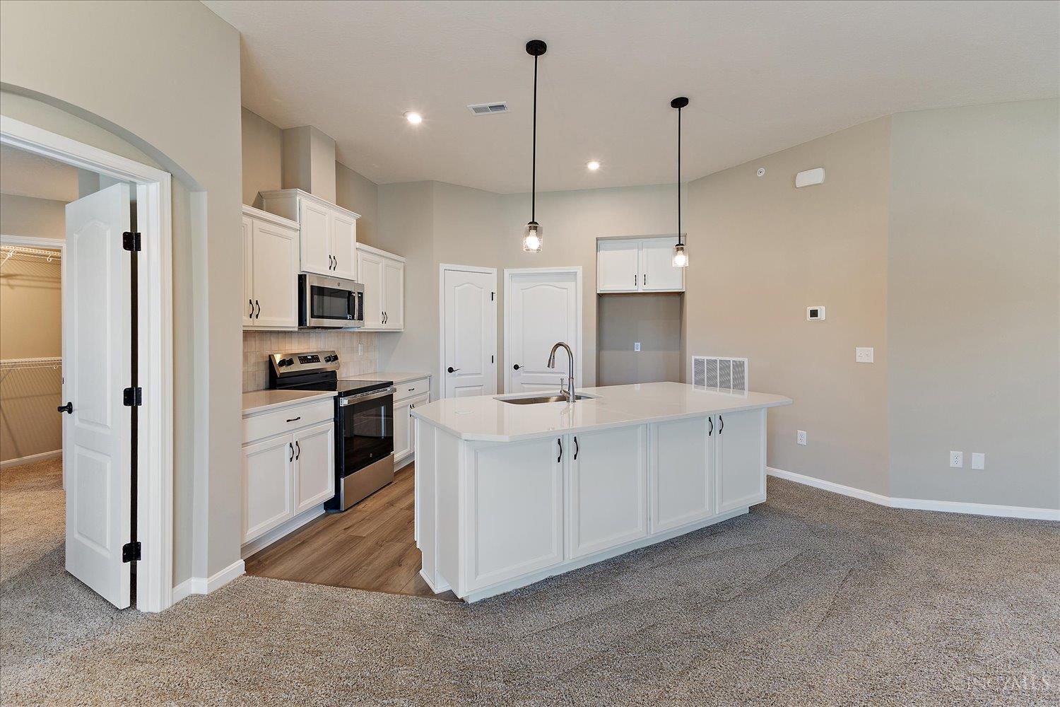 547 Tradition Ridge 81301