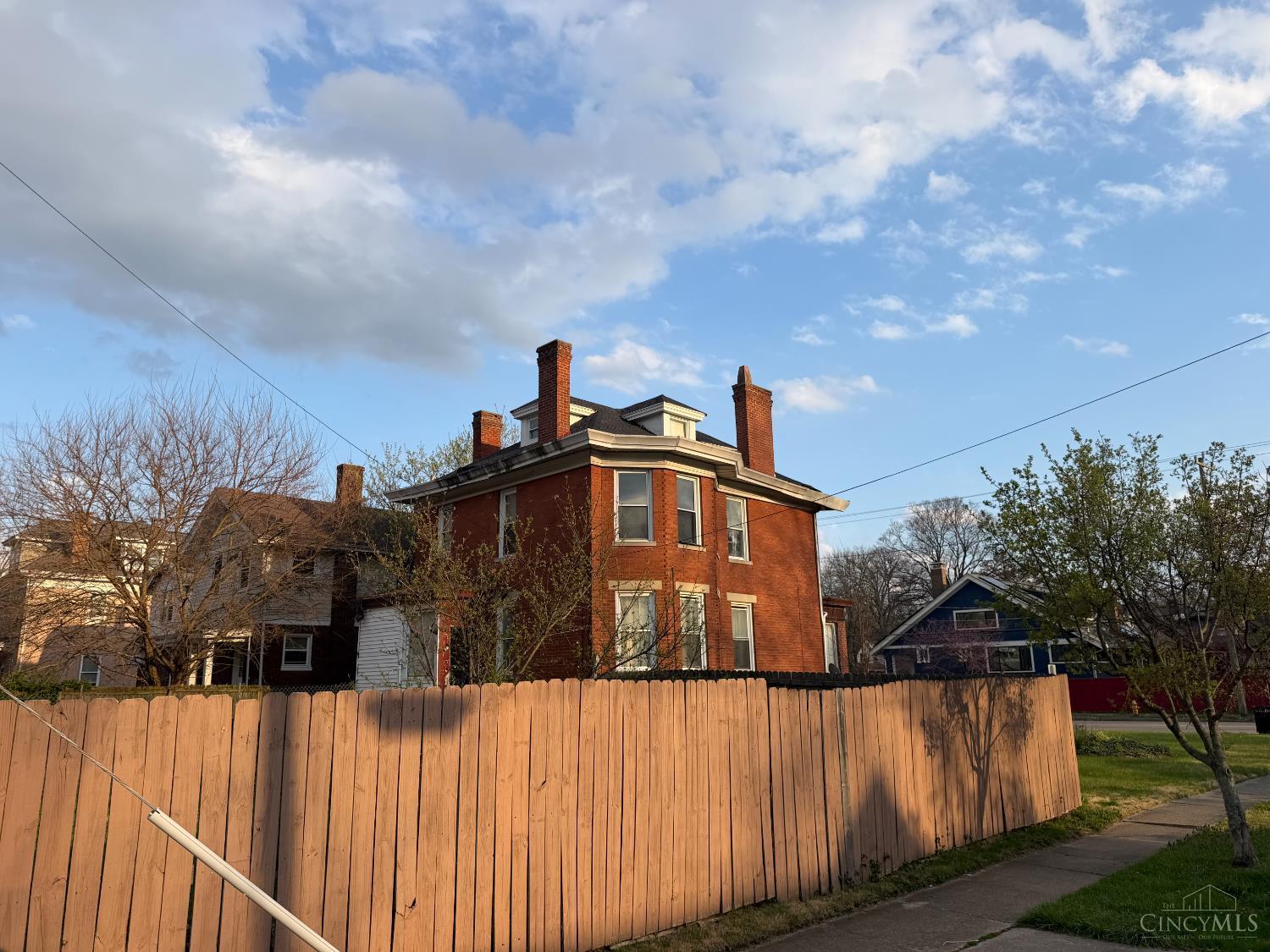 1824 W North Bend Road