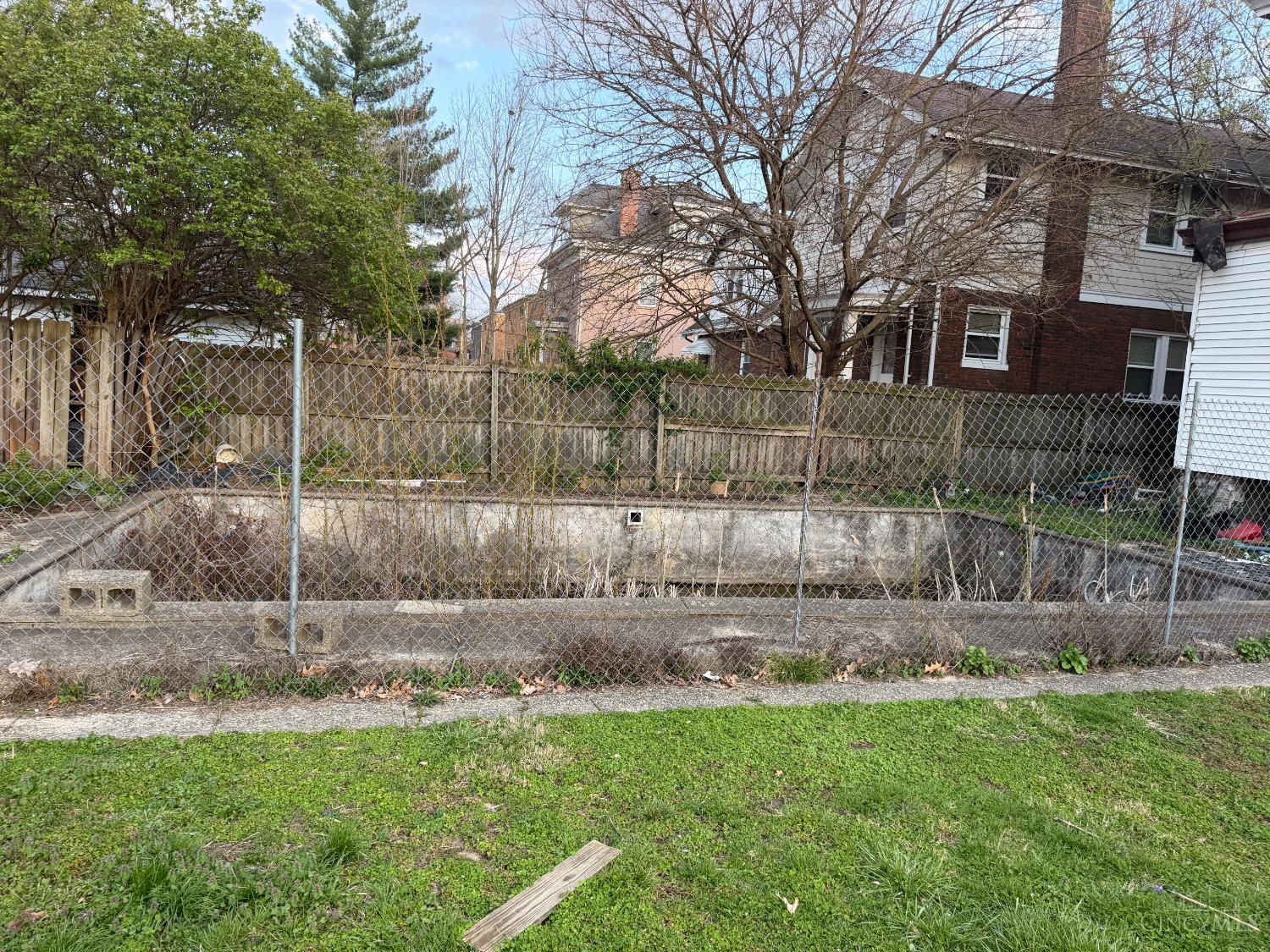 1824 W North Bend Road