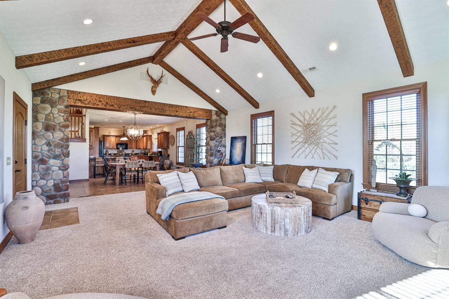 1105 E Shoop Road, Tipp City, Ohio image 24