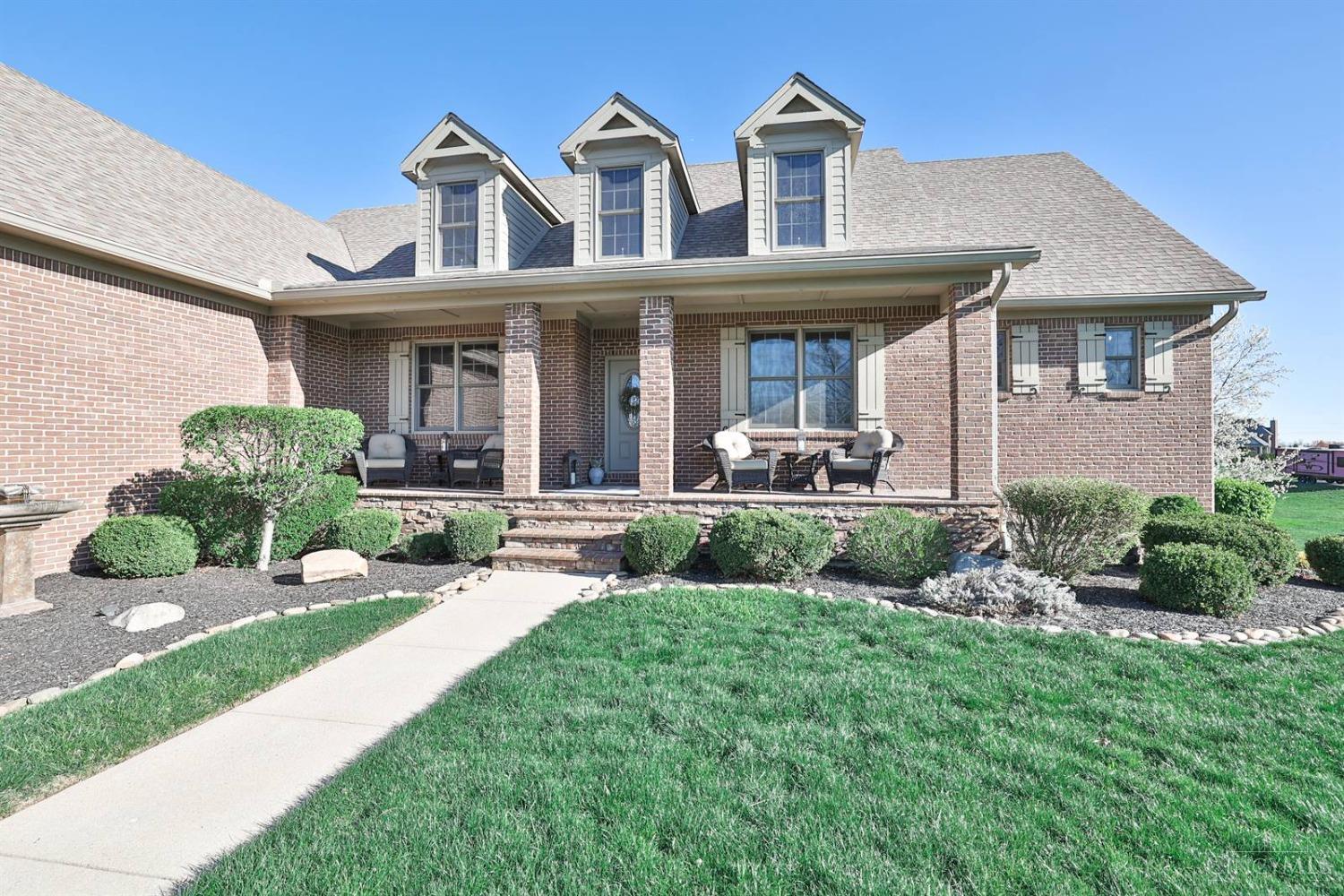1105 E Shoop Road, Tipp City, Ohio image 5