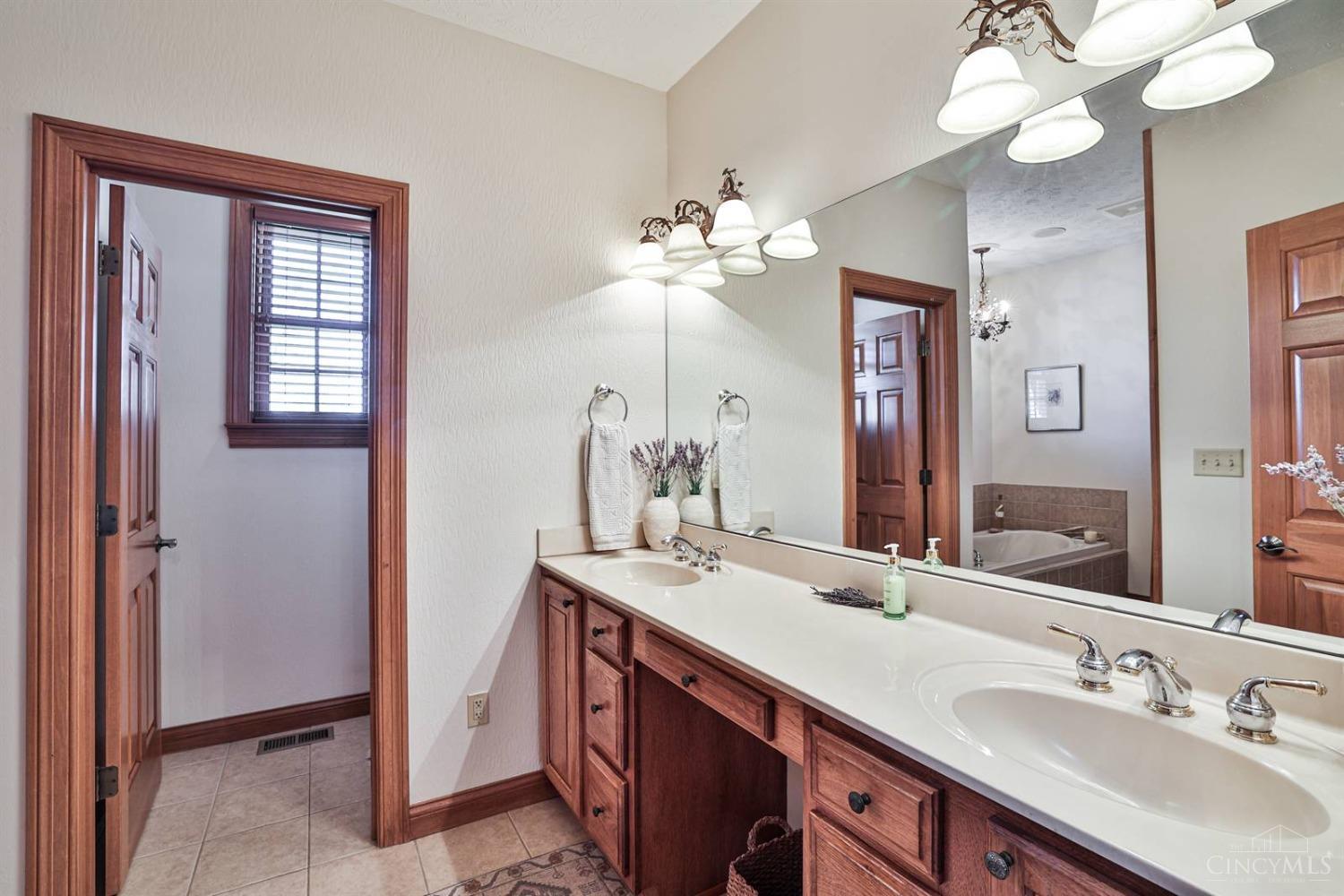 1105 E Shoop Road, Tipp City, Ohio image 29
