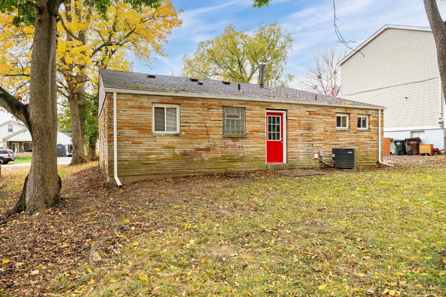 4516 Leslie Avenue, Blue Ash, Ohio image 7