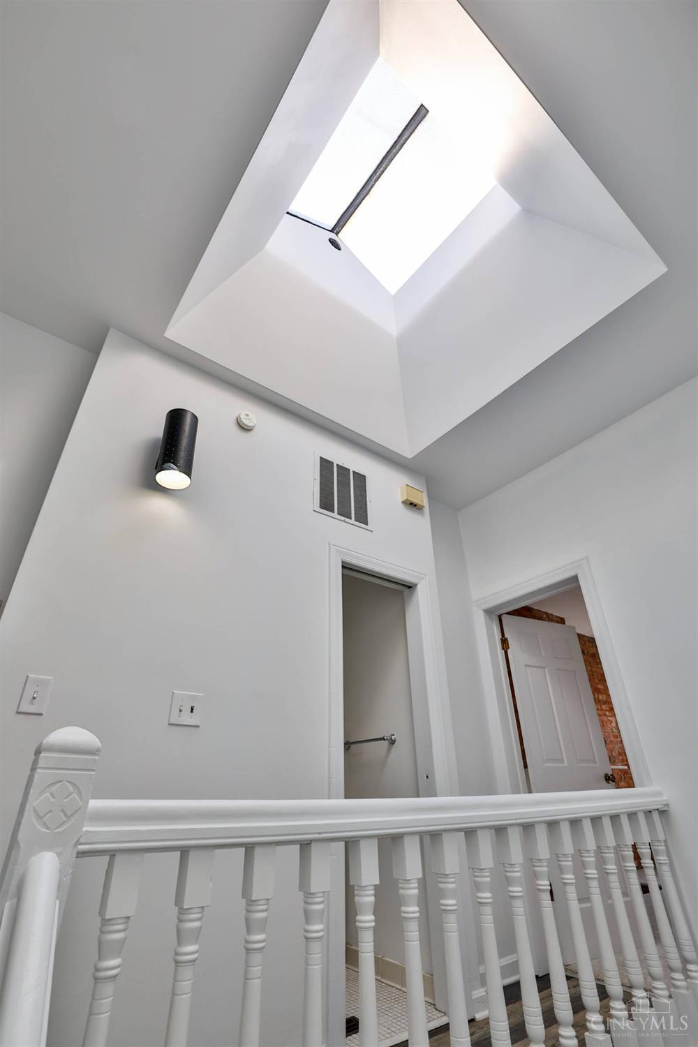 907 Paradrome Street, Cincinnati, Ohio image 38