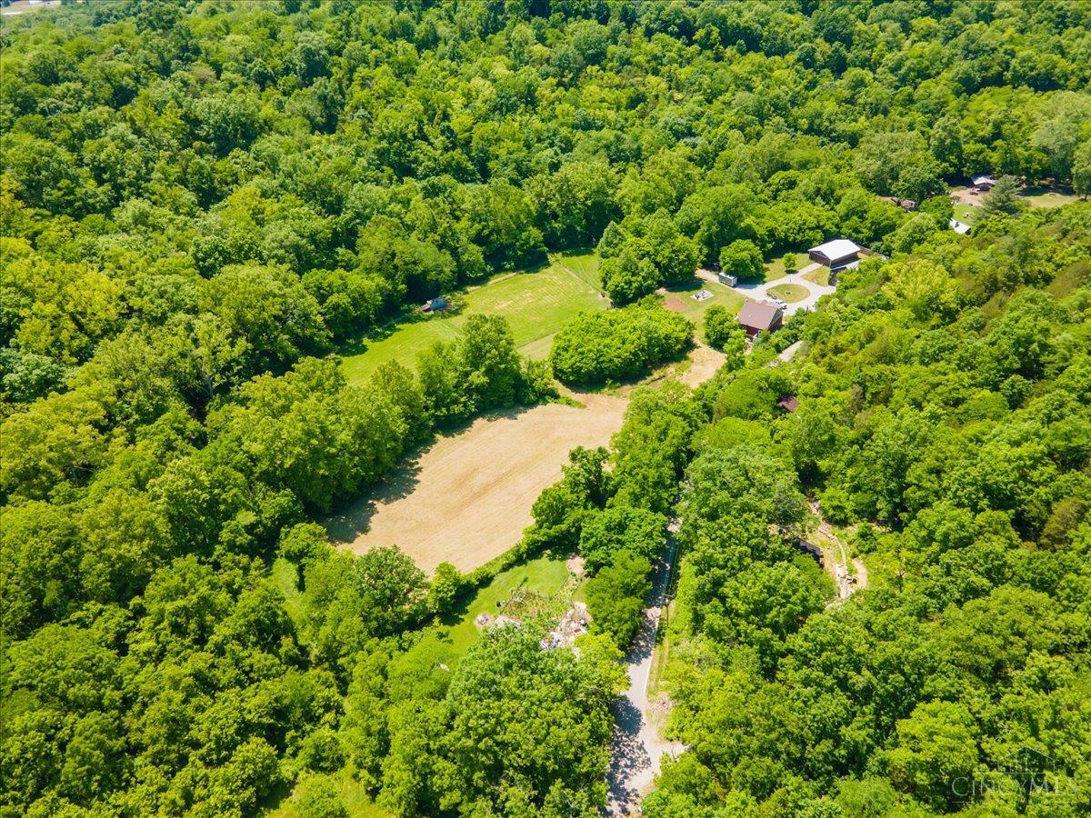 307 Bear Creek Drive, Felicity, Ohio image 10