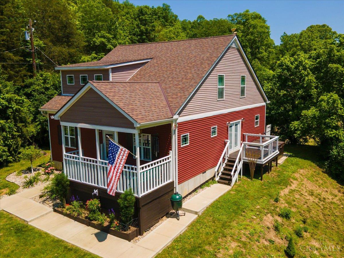 307 Bear Creek Drive, Felicity, Ohio image 2