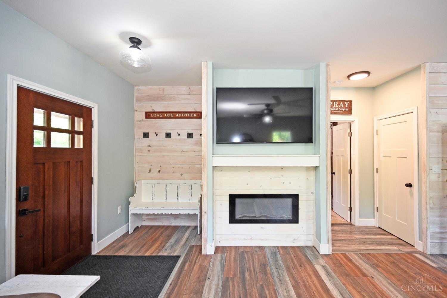 307 Bear Creek Drive, Felicity, Ohio image 23