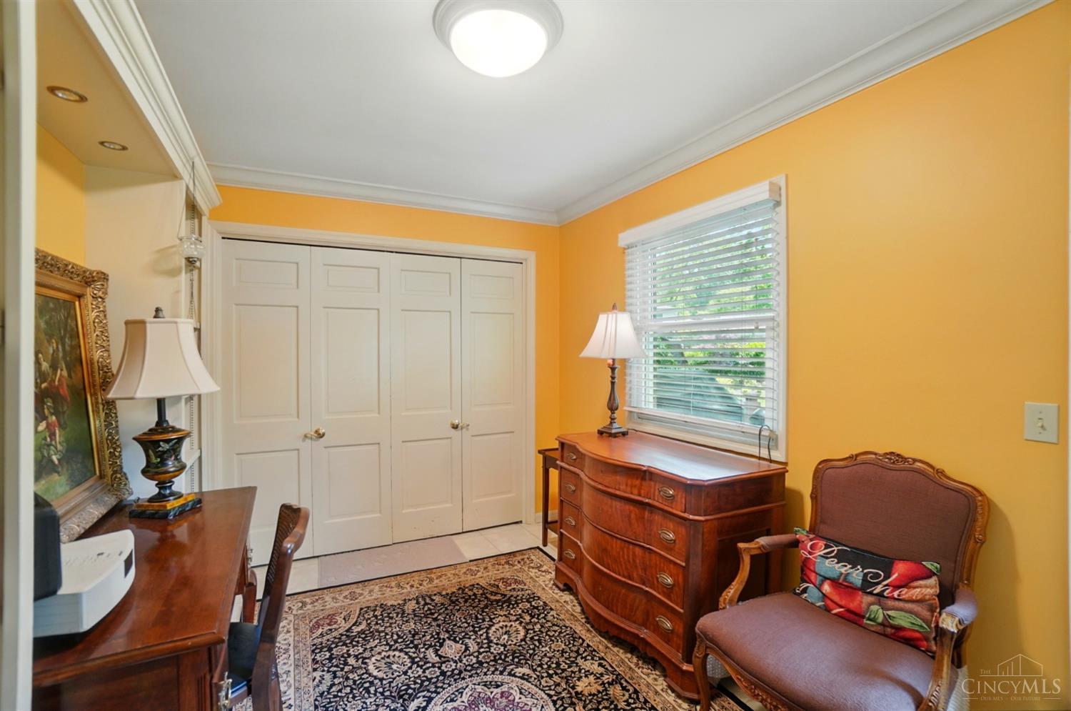 6385 Derbyshire Lane, Loveland, Ohio image 32