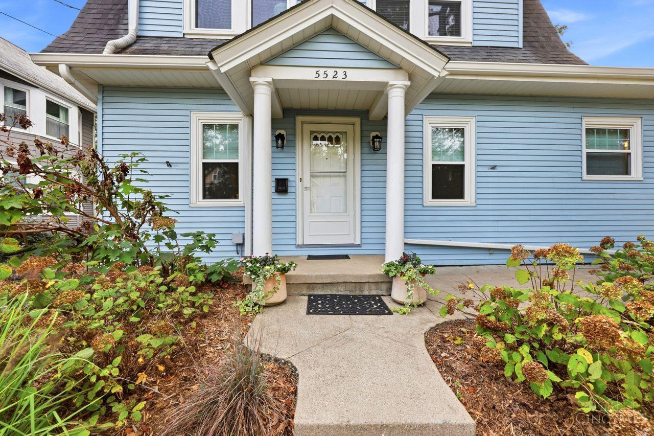 5523 Arnsby Place