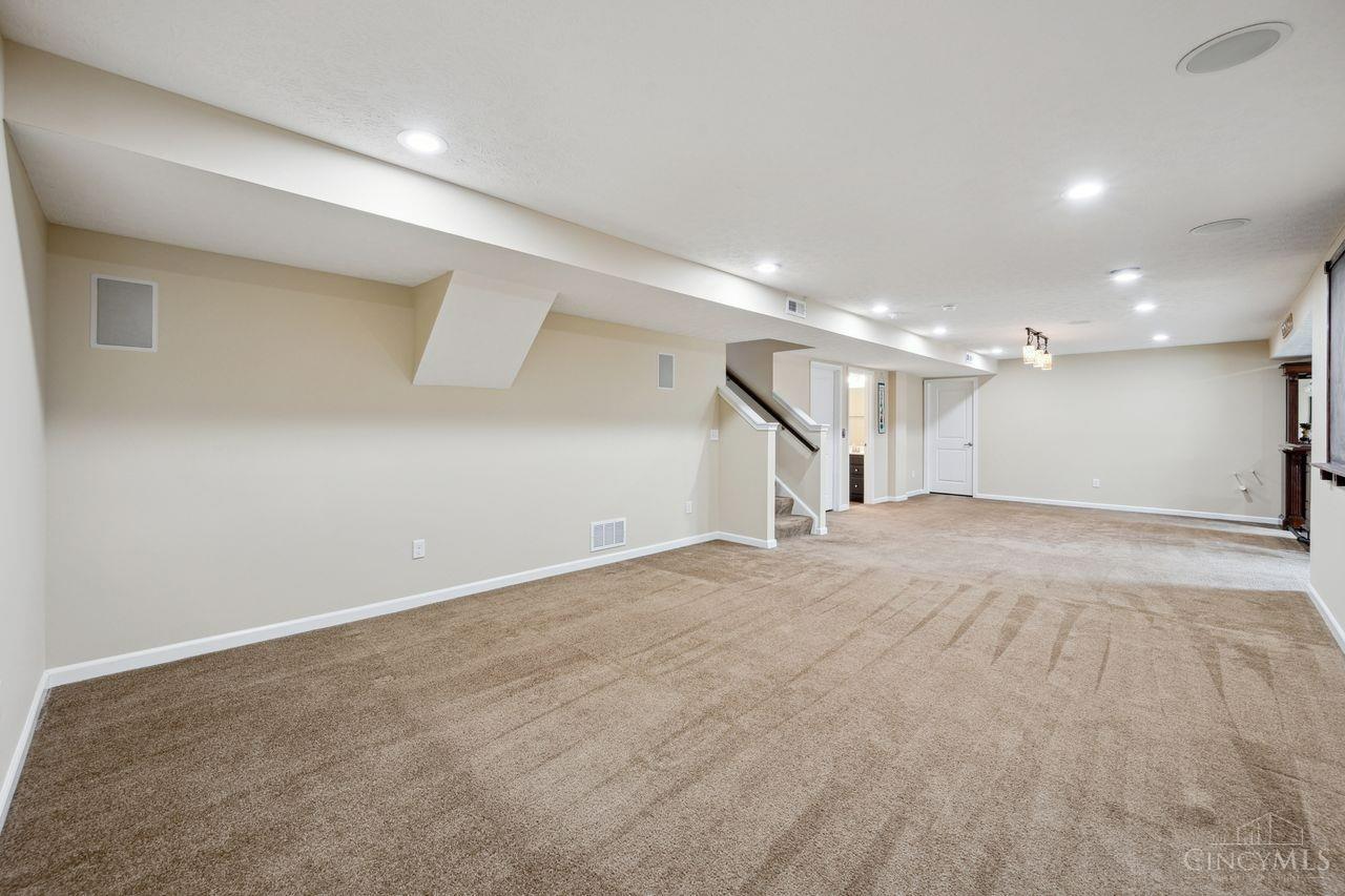 5303 Terrace Ridge Drive, Union Twp, Ohio image 26