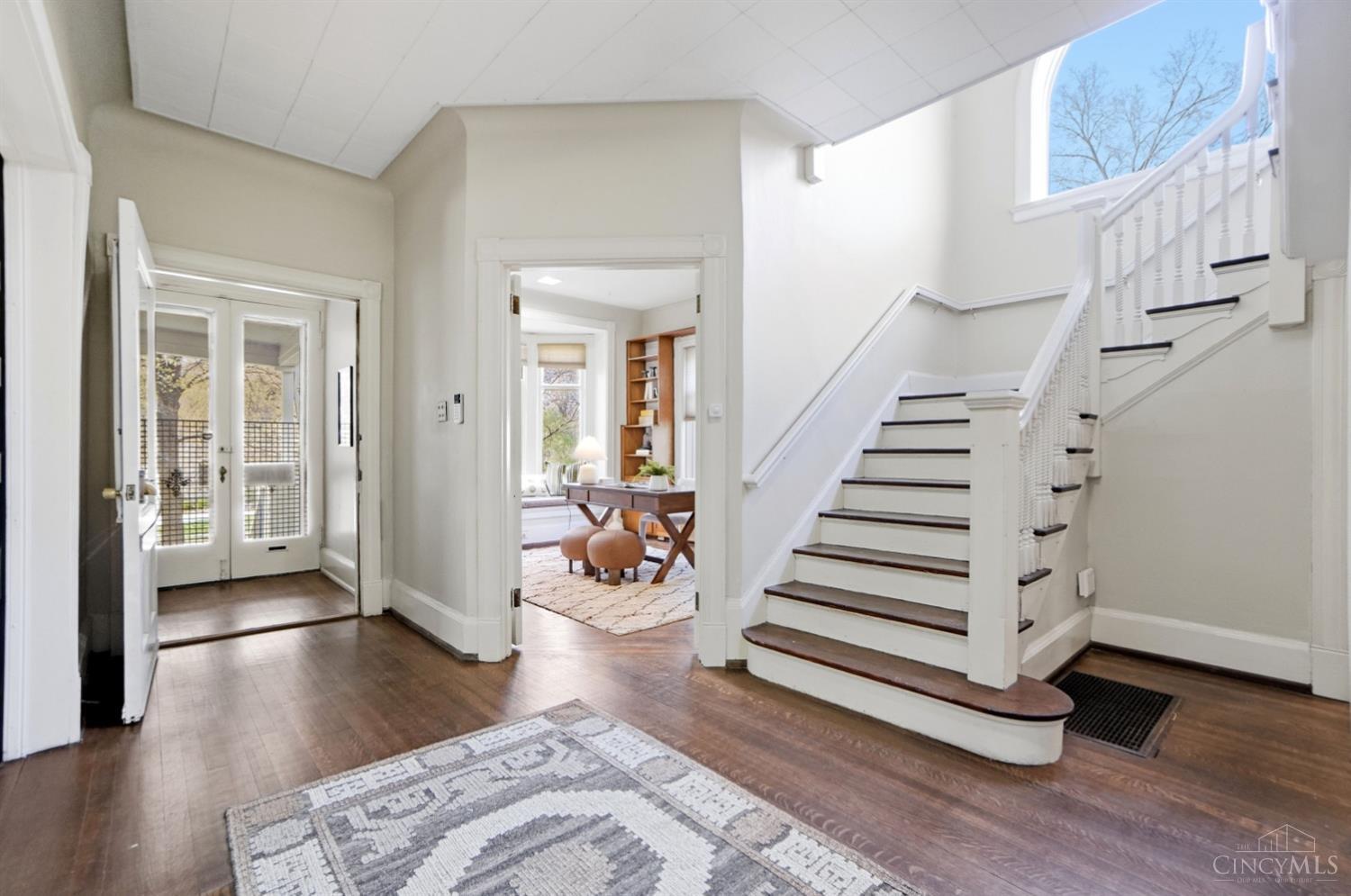 3990 Beechwood Avenue