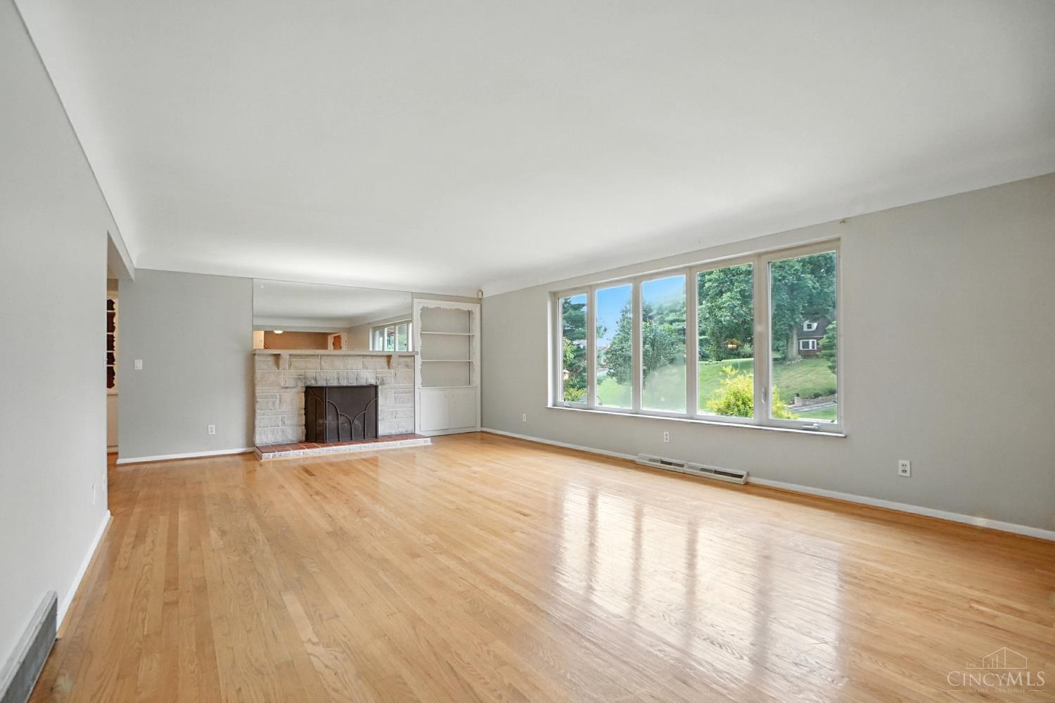 1398 Colonial Drive
