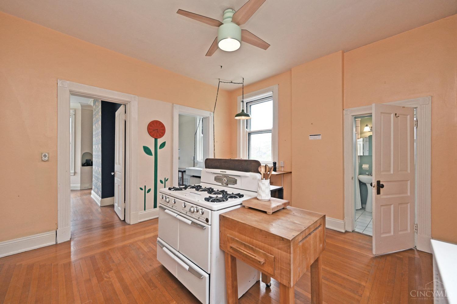 1631 Bruce Avenue, Cincinnati, Ohio image 18
