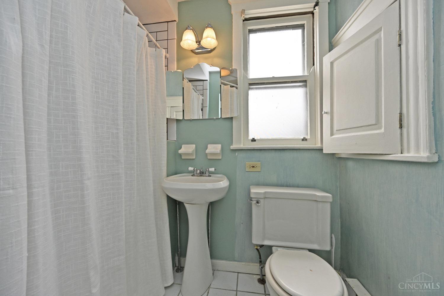 1631 Bruce Avenue, Cincinnati, Ohio image 21