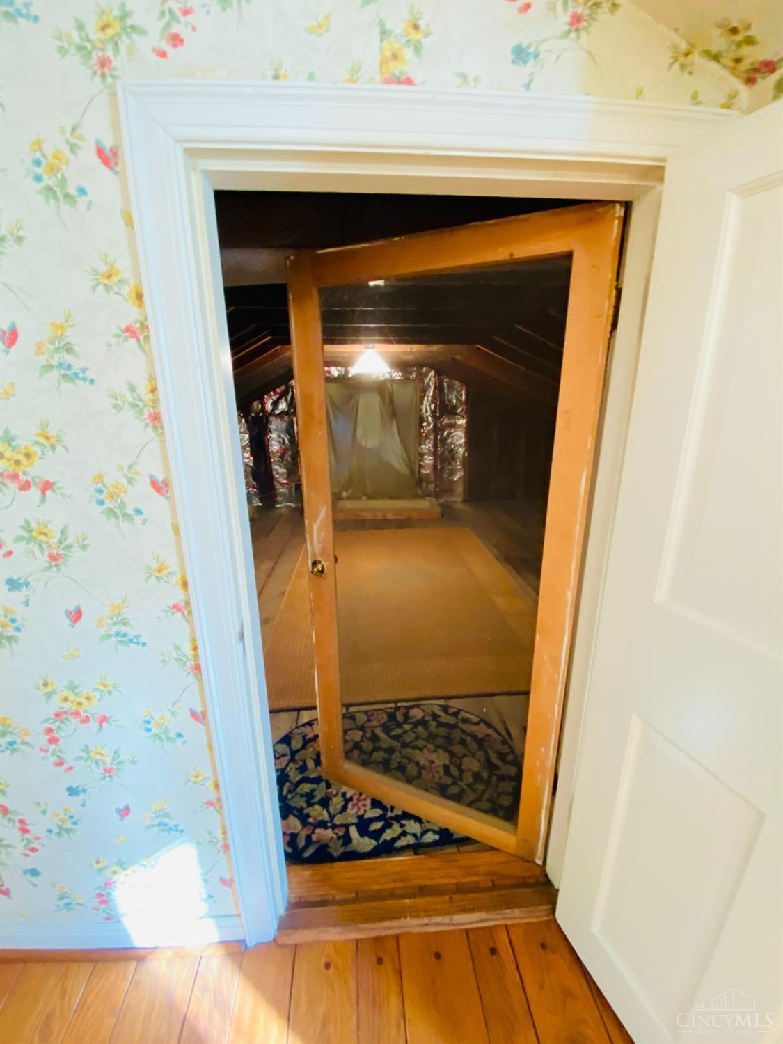 166 N Fourth Street, Williamsburg, Ohio image 32