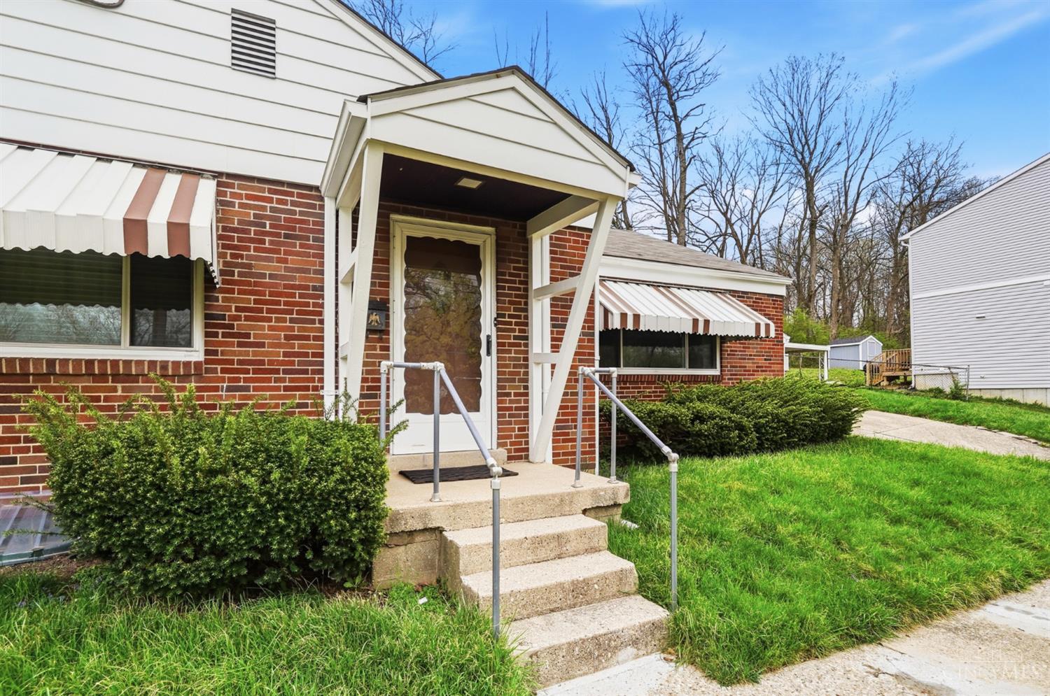 6262 Betts