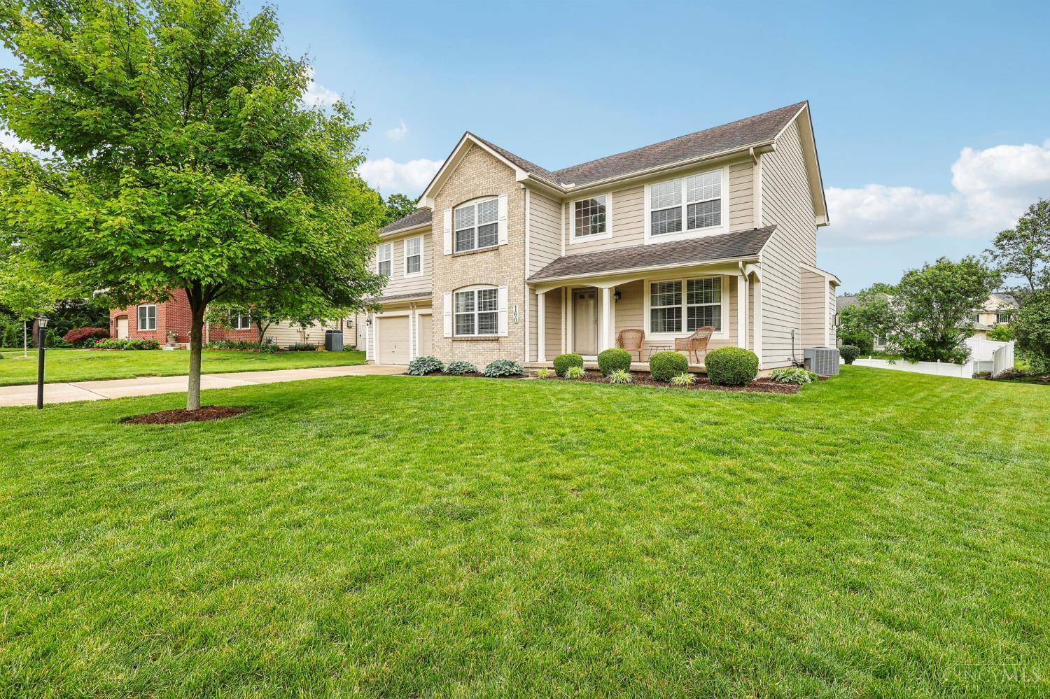 160 Woodstream Drive, Springboro, Ohio image 2