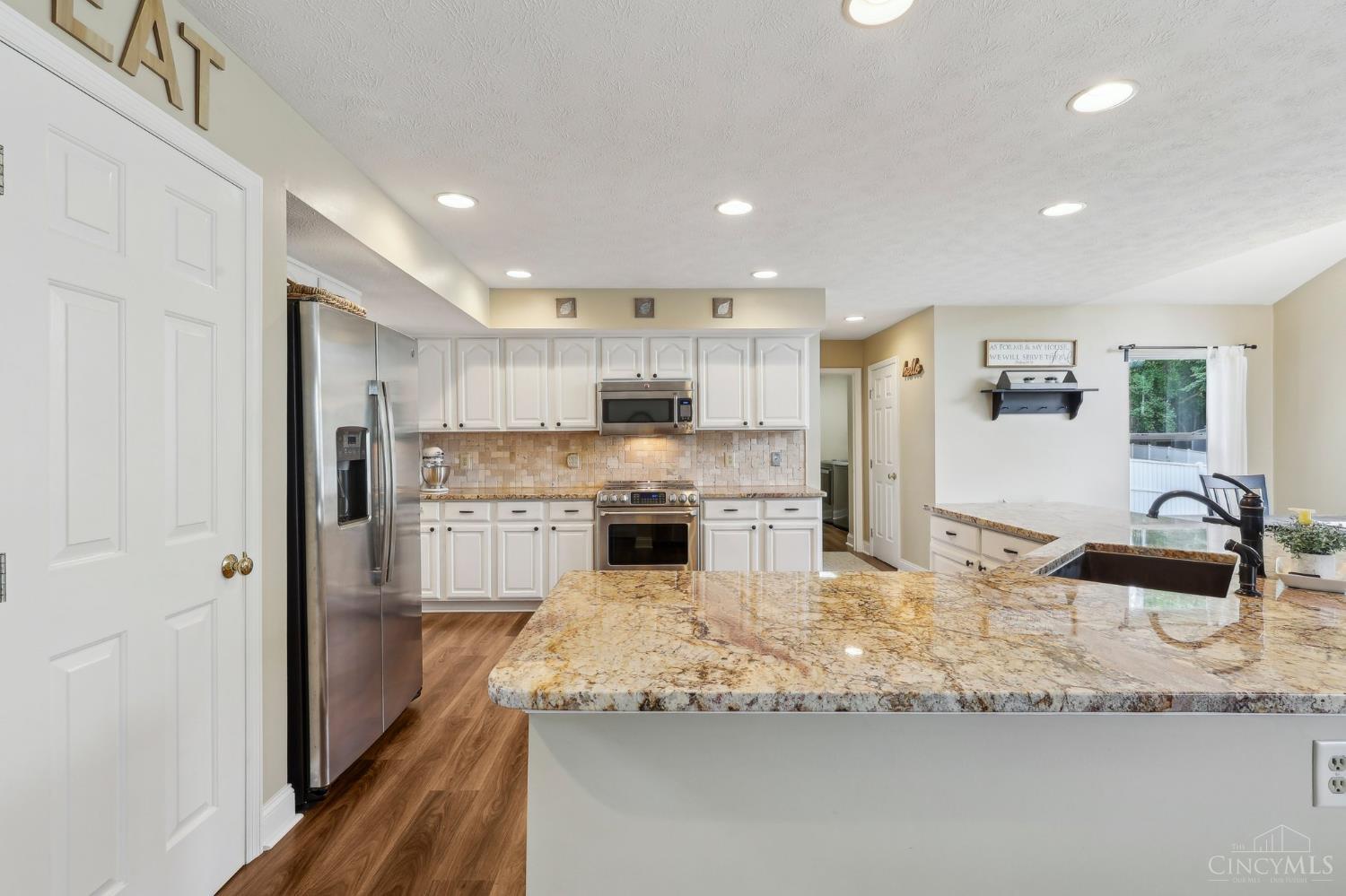 160 Woodstream Drive, Springboro, Ohio image 15