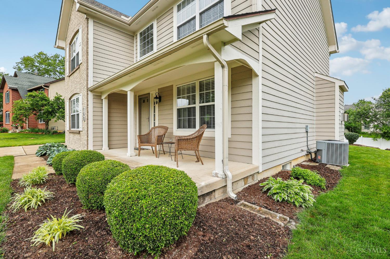 160 Woodstream Drive, Springboro, Ohio image 5