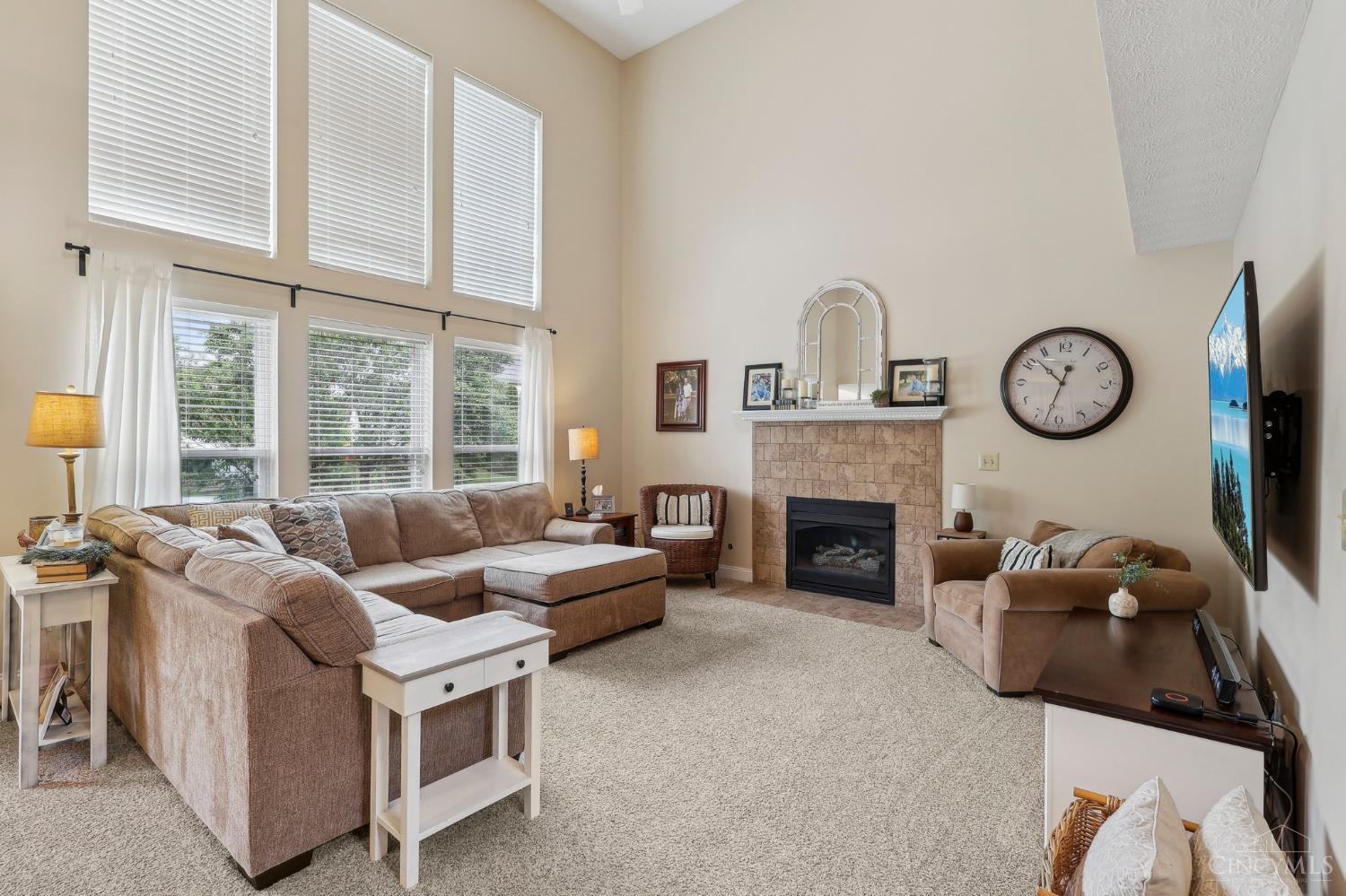160 Woodstream Drive, Springboro, Ohio image 9