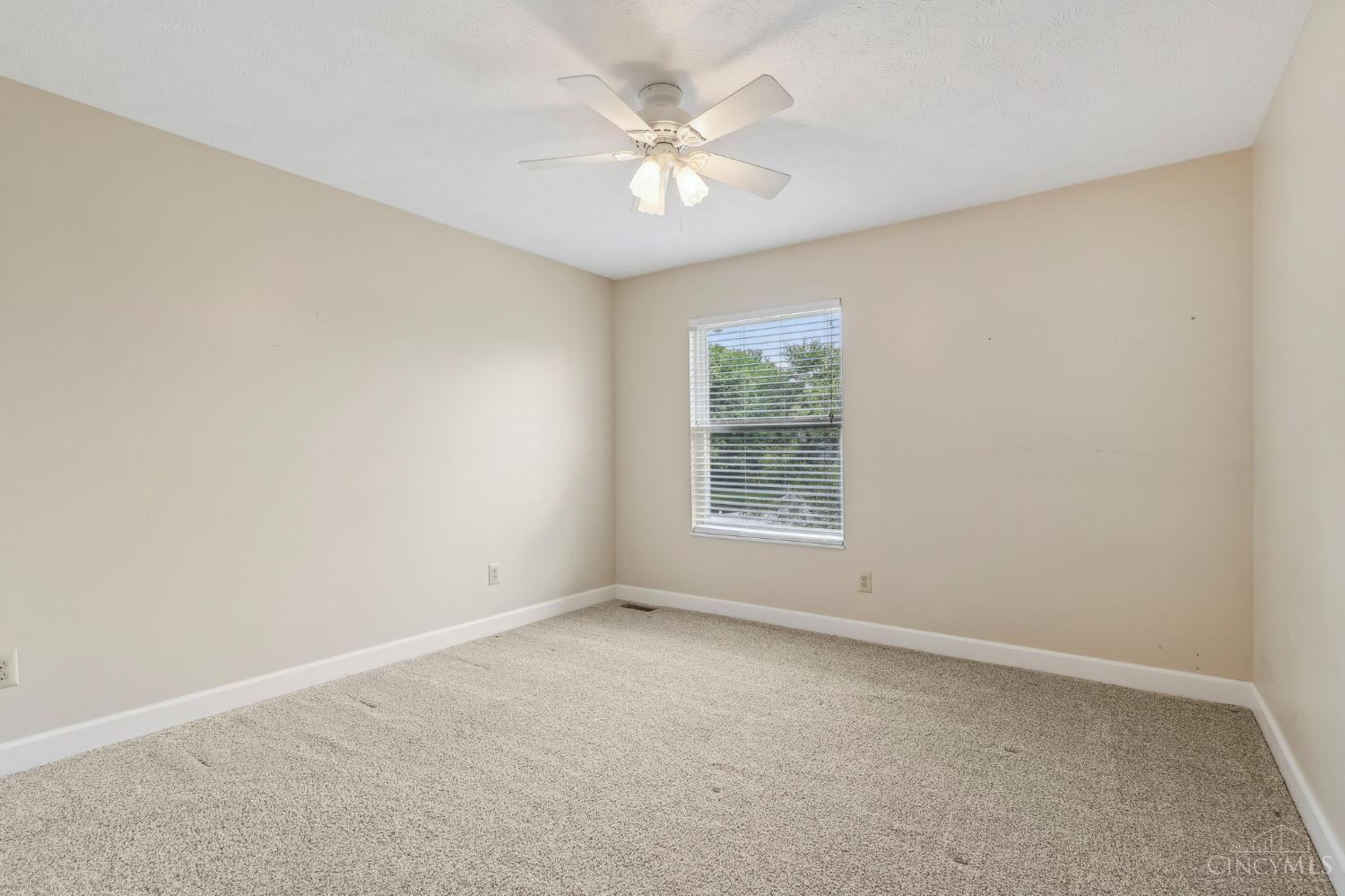 160 Woodstream Drive, Springboro, Ohio image 33