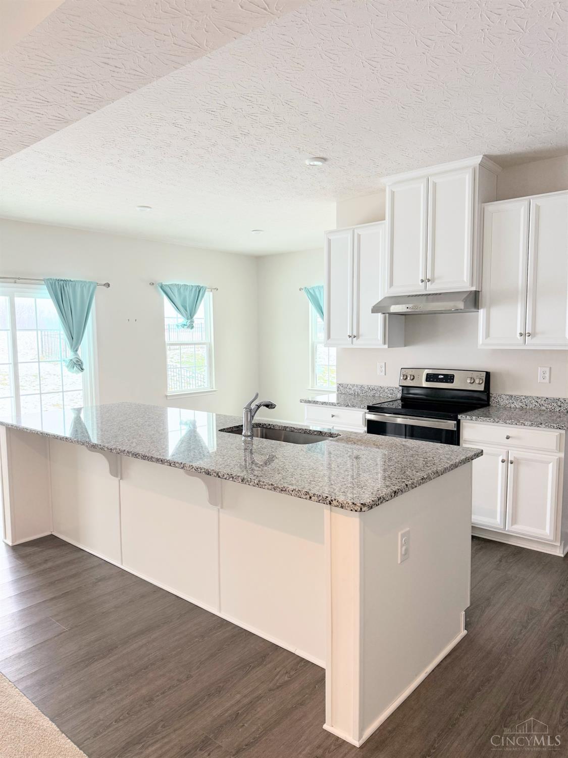 6017 Outlook Court