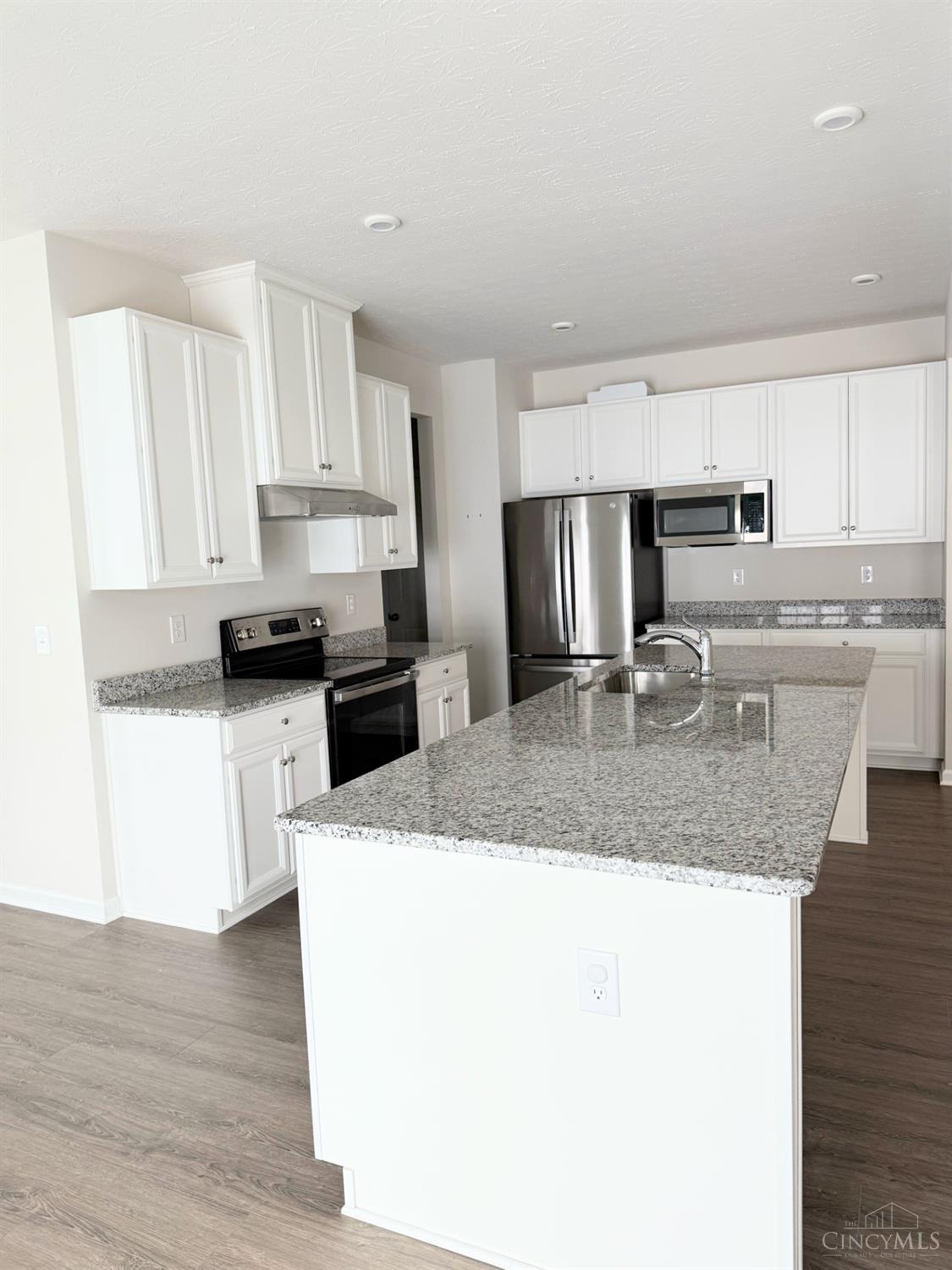 6017 Outlook Court