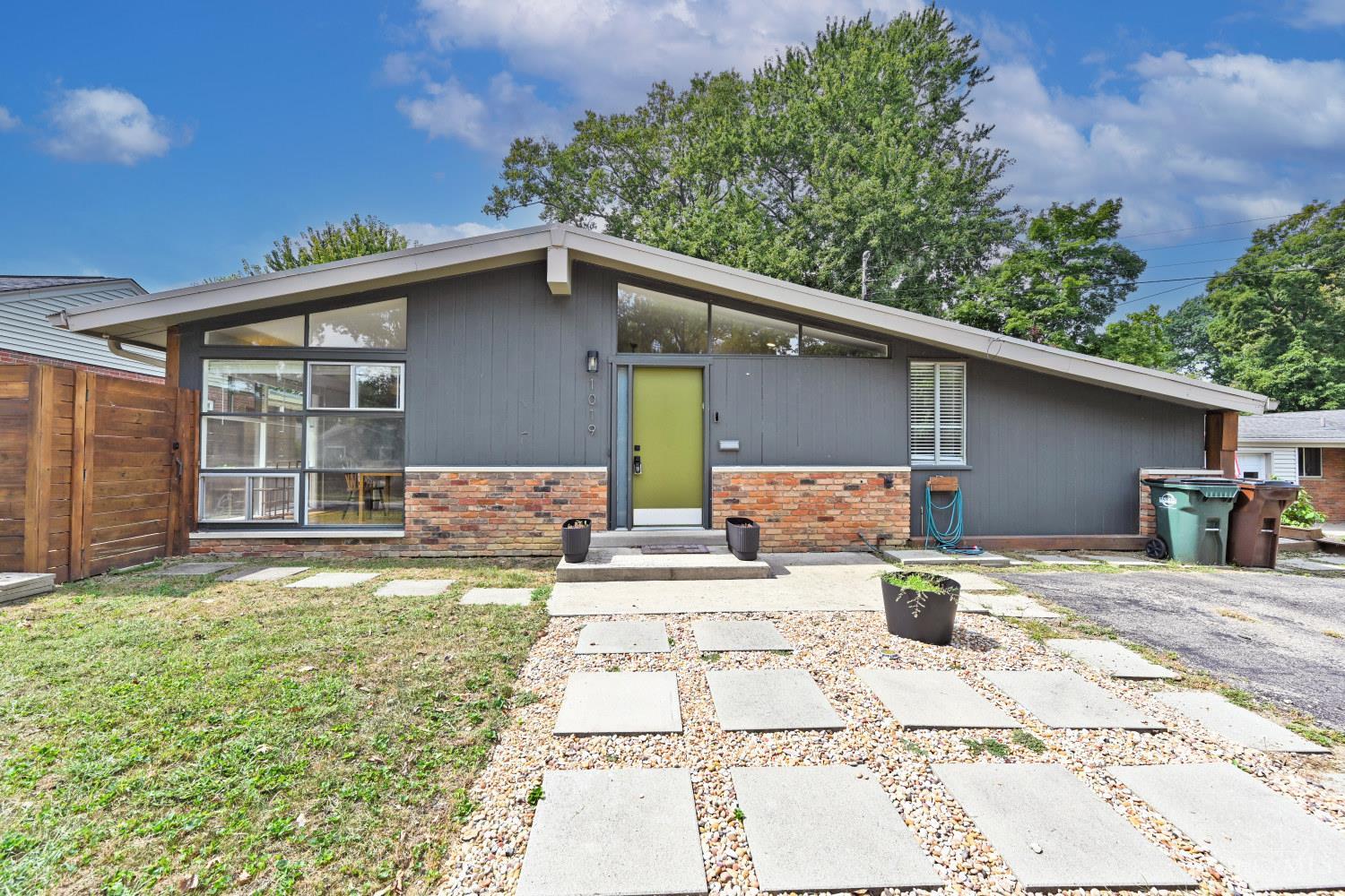 1019 Rosetree Lane