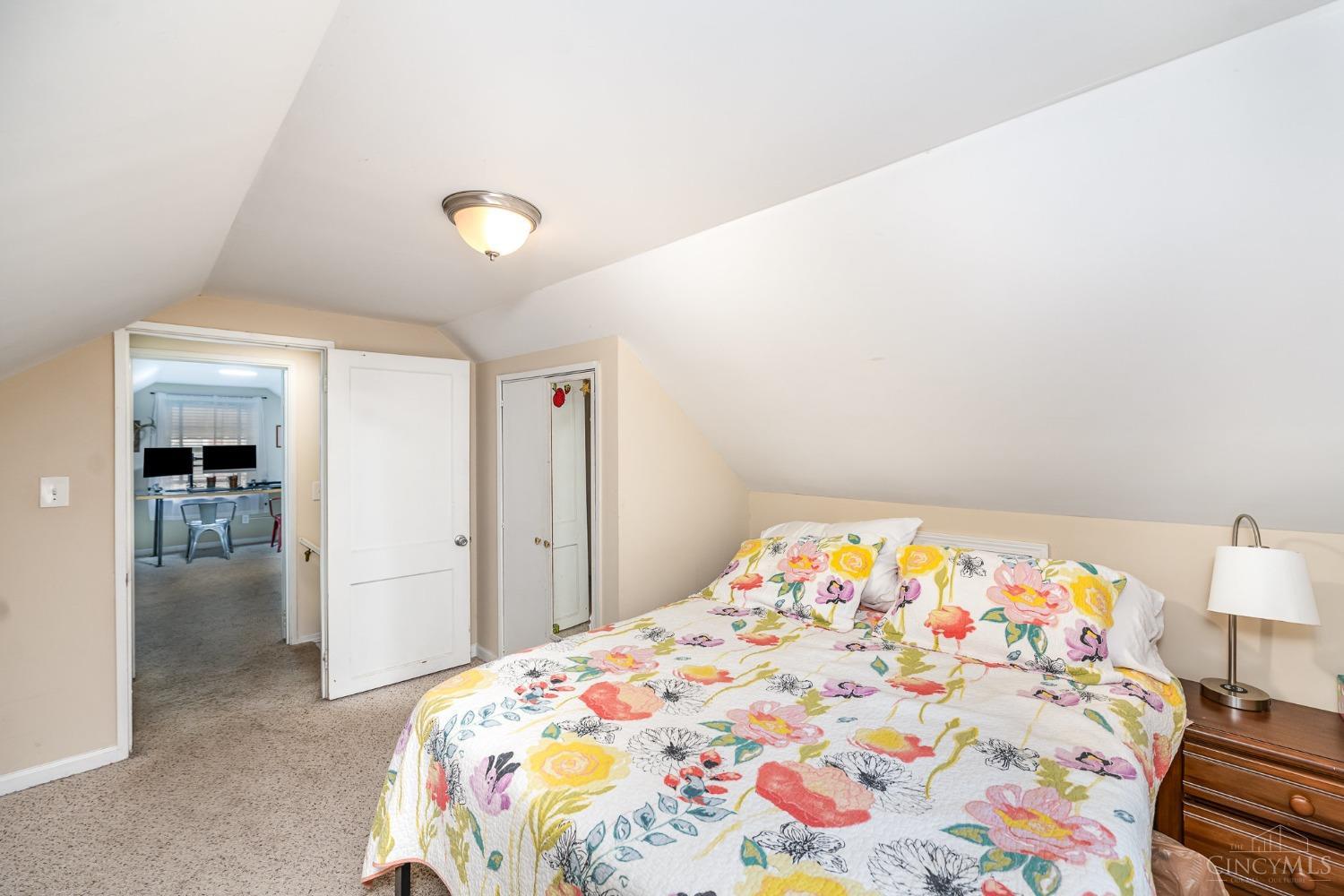 4364 Victor Avenue, Blue Ash, Ohio image 13
