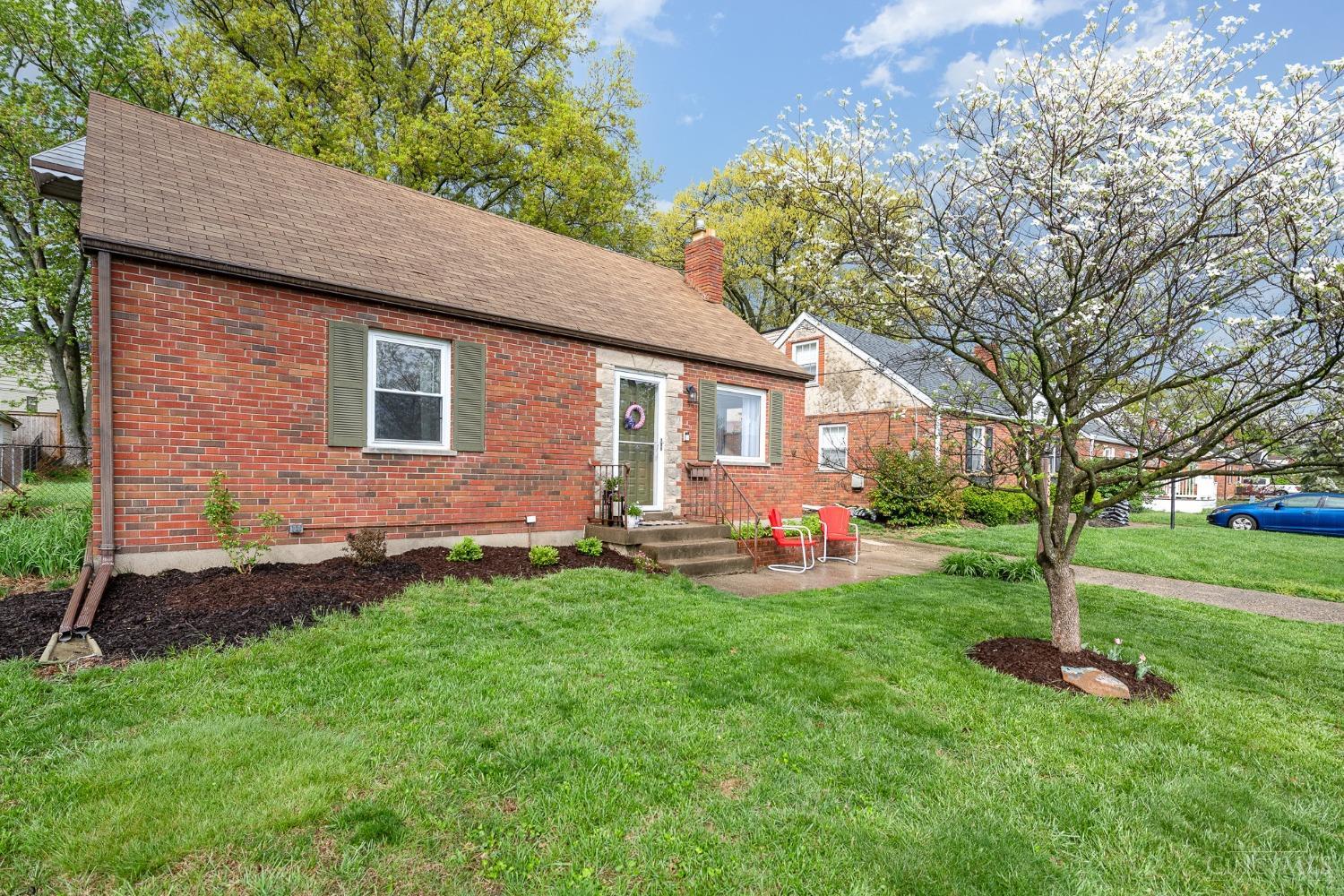 4364 Victor Avenue, Blue Ash, Ohio image 25