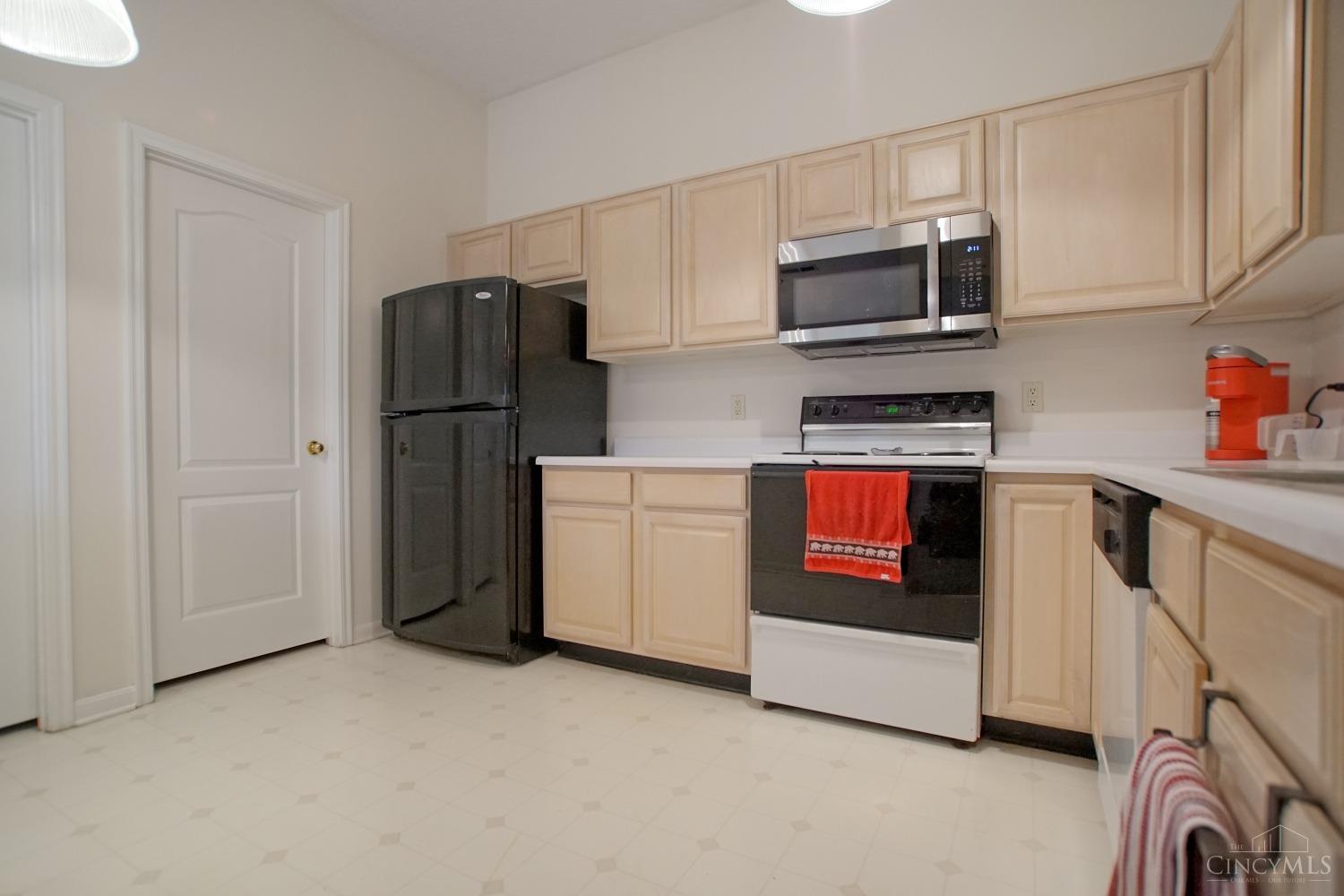 5797 Southwater Drive, Mason, Ohio image 14