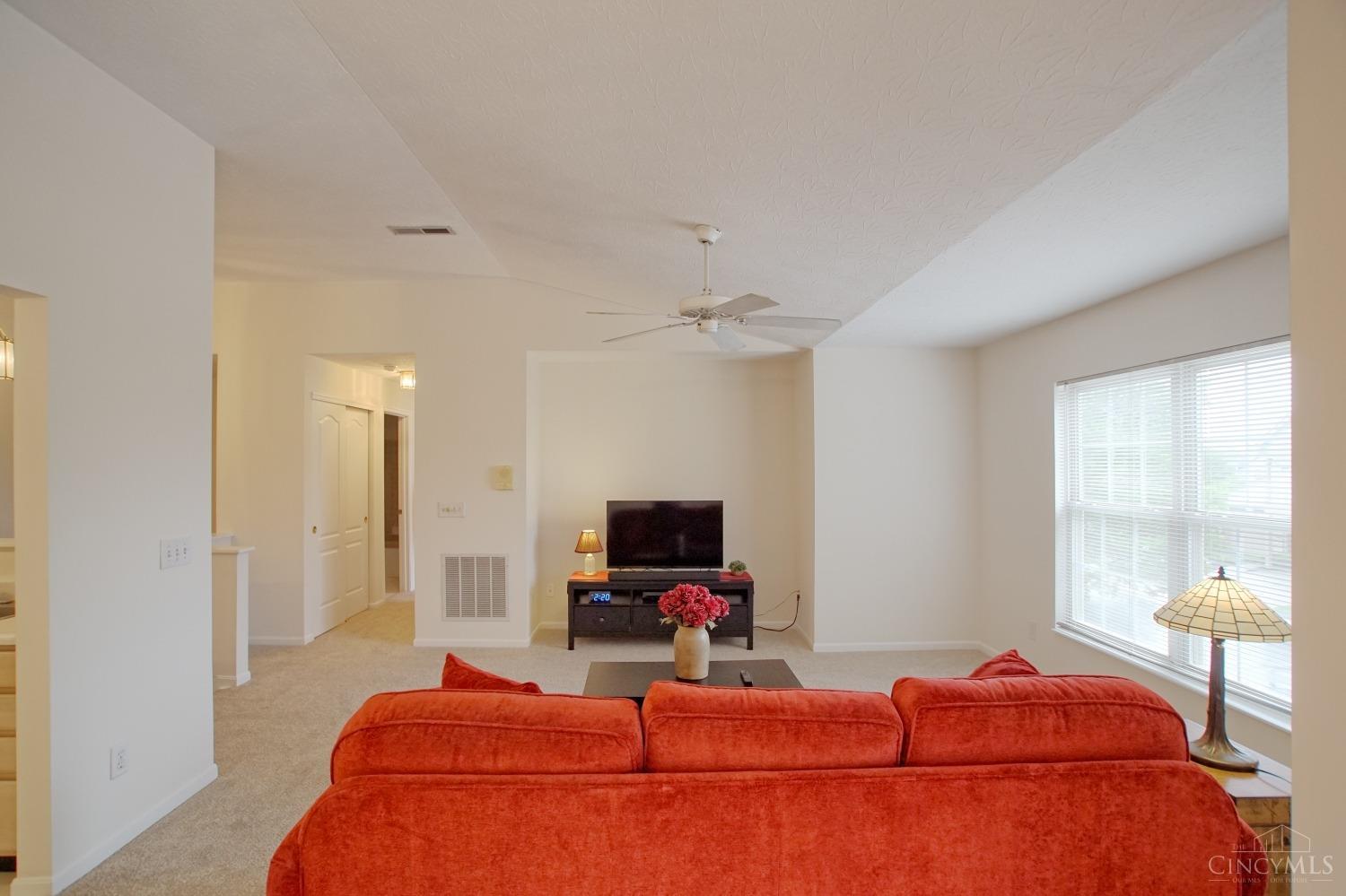 5797 Southwater Drive, Mason, Ohio image 8