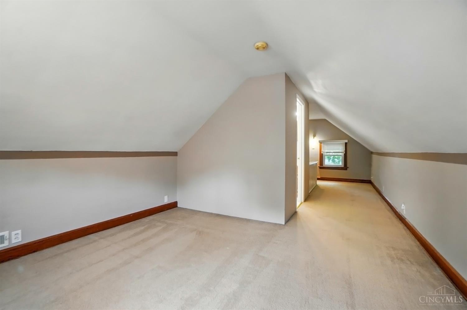 4218 Marburg Avenue, Cincinnati, Ohio image 32