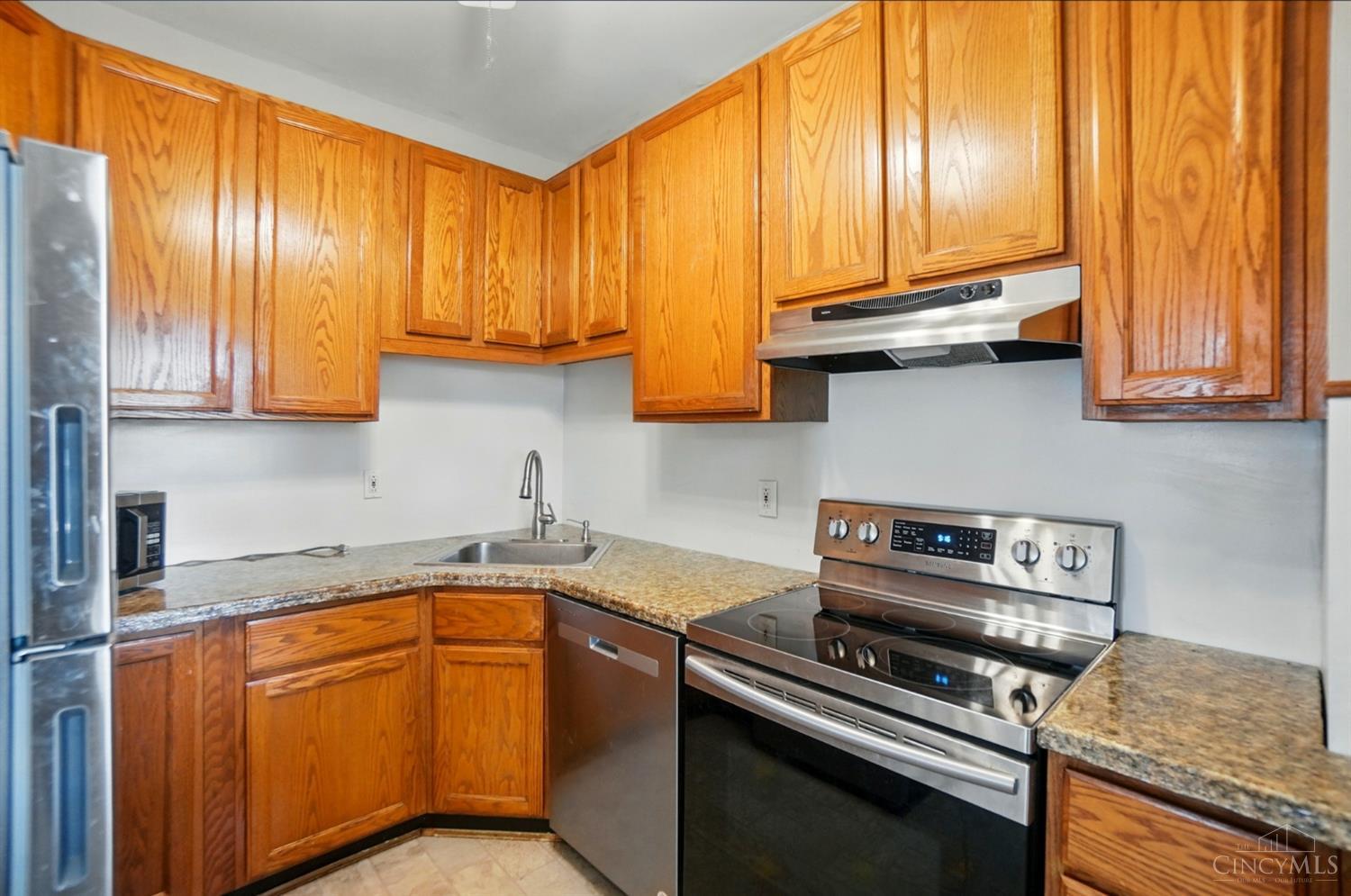 4218 Marburg Avenue, Cincinnati, Ohio image 18
