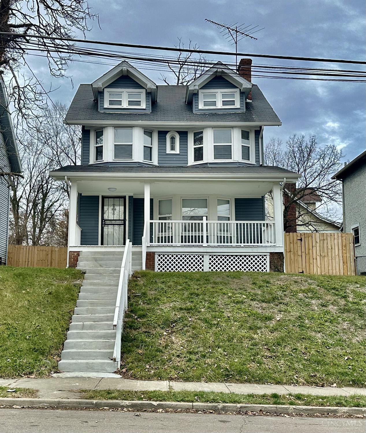 1922 Hewitt Avenue, Cincinnati, Ohio image 1