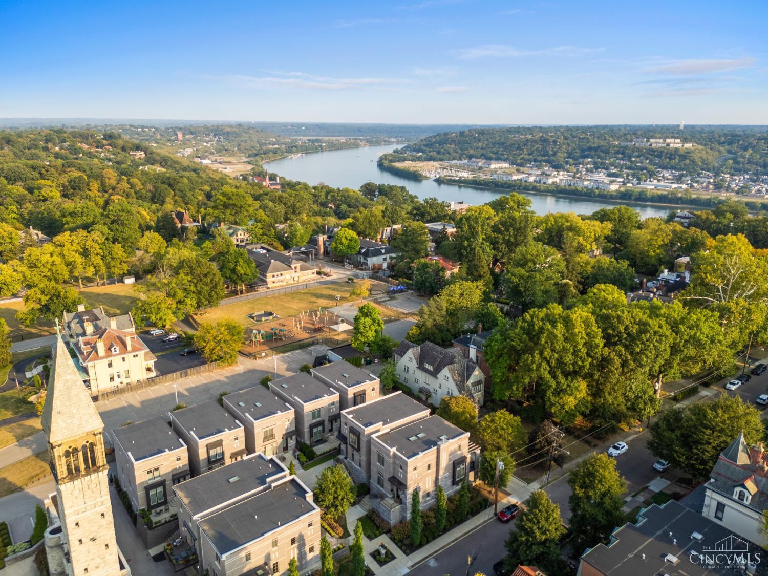 2734 Cleinview Avenue