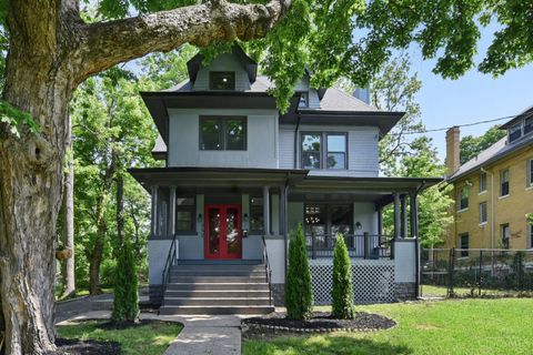 Photo of 752 S Fred Shuttlesworth Circle, Cincinnati, OH 45229 (MLS # 1857554)
