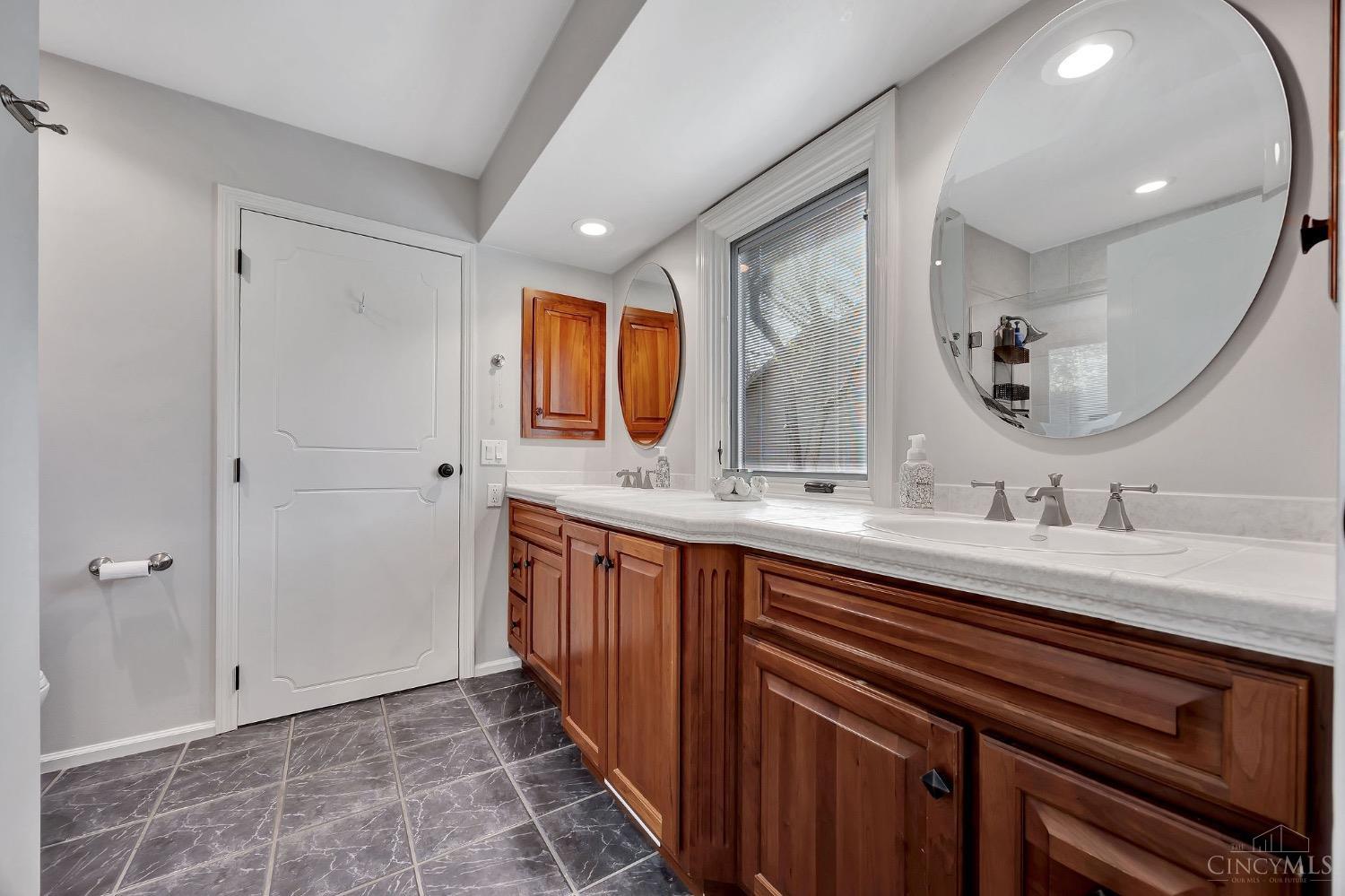 435 Emerald Woods Drive, Oxford, Ohio image 36
