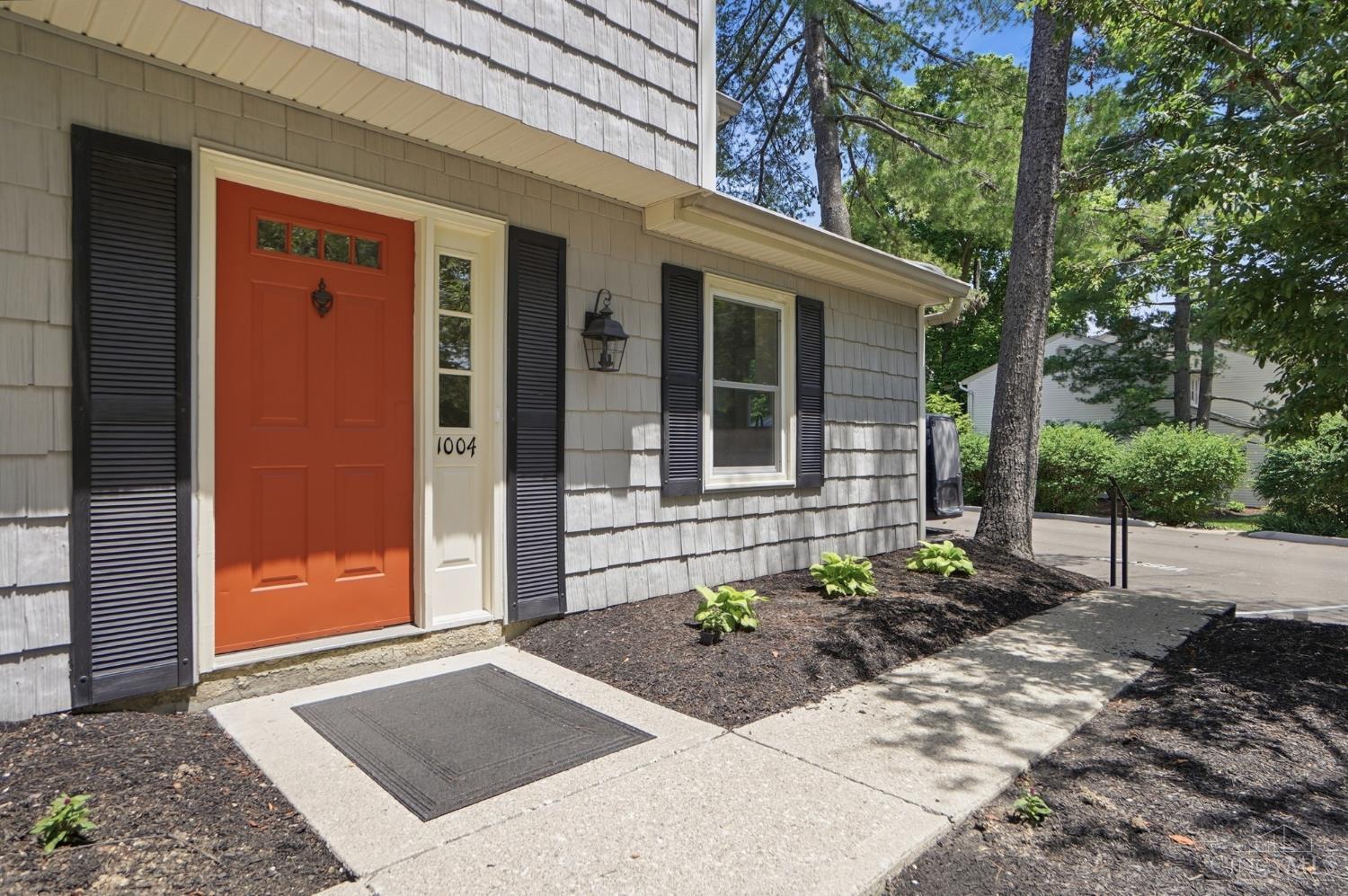 1004 Shakertown Court